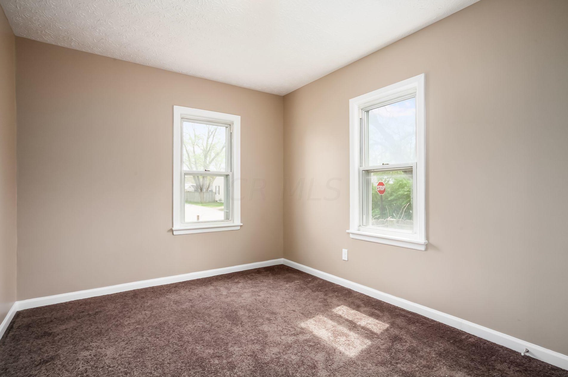 2753 Osceola Ave, Columbus OH  43211-1192 exterior