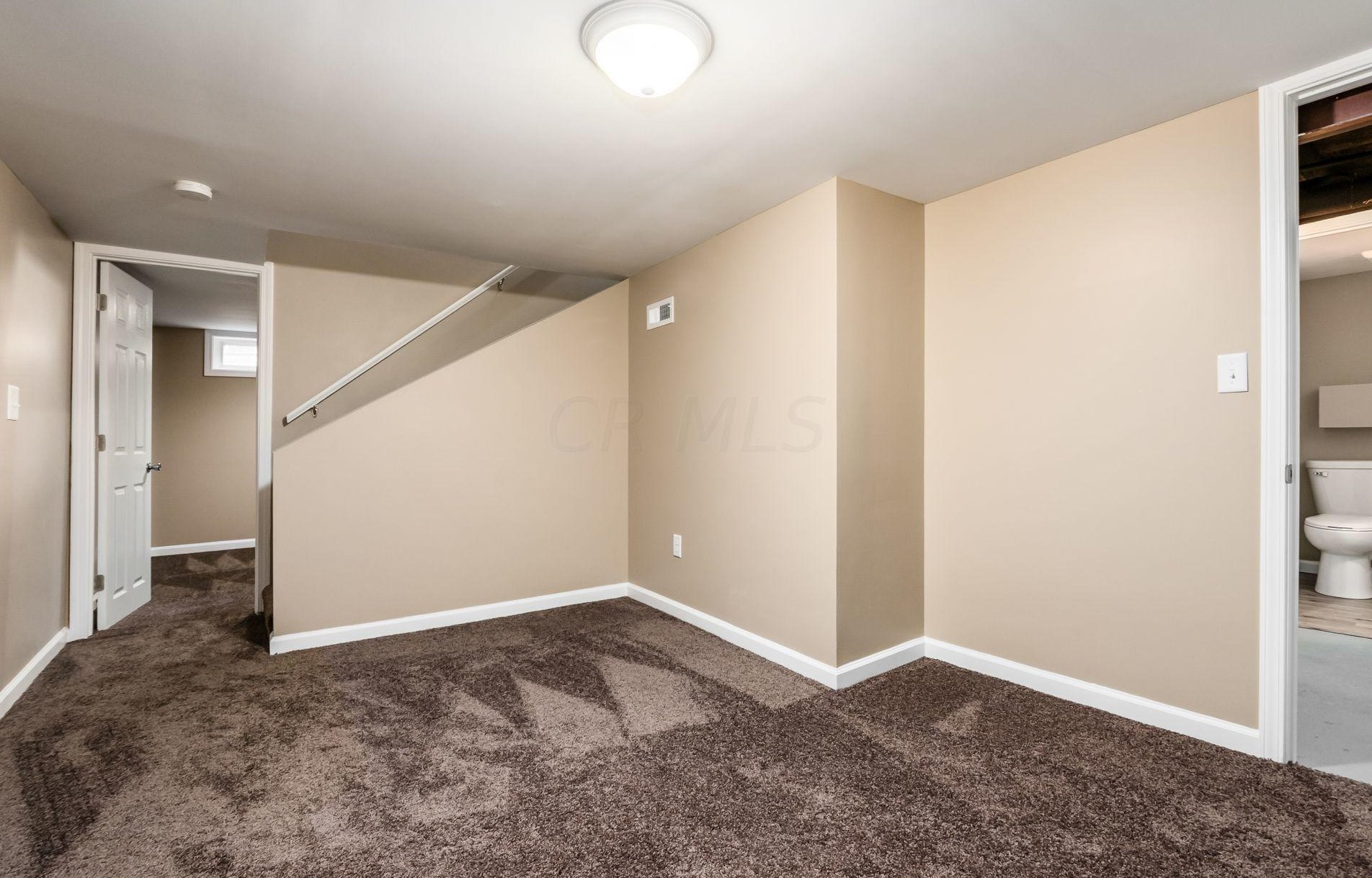 2753 Osceola Ave, Columbus OH  43211-1192 exterior