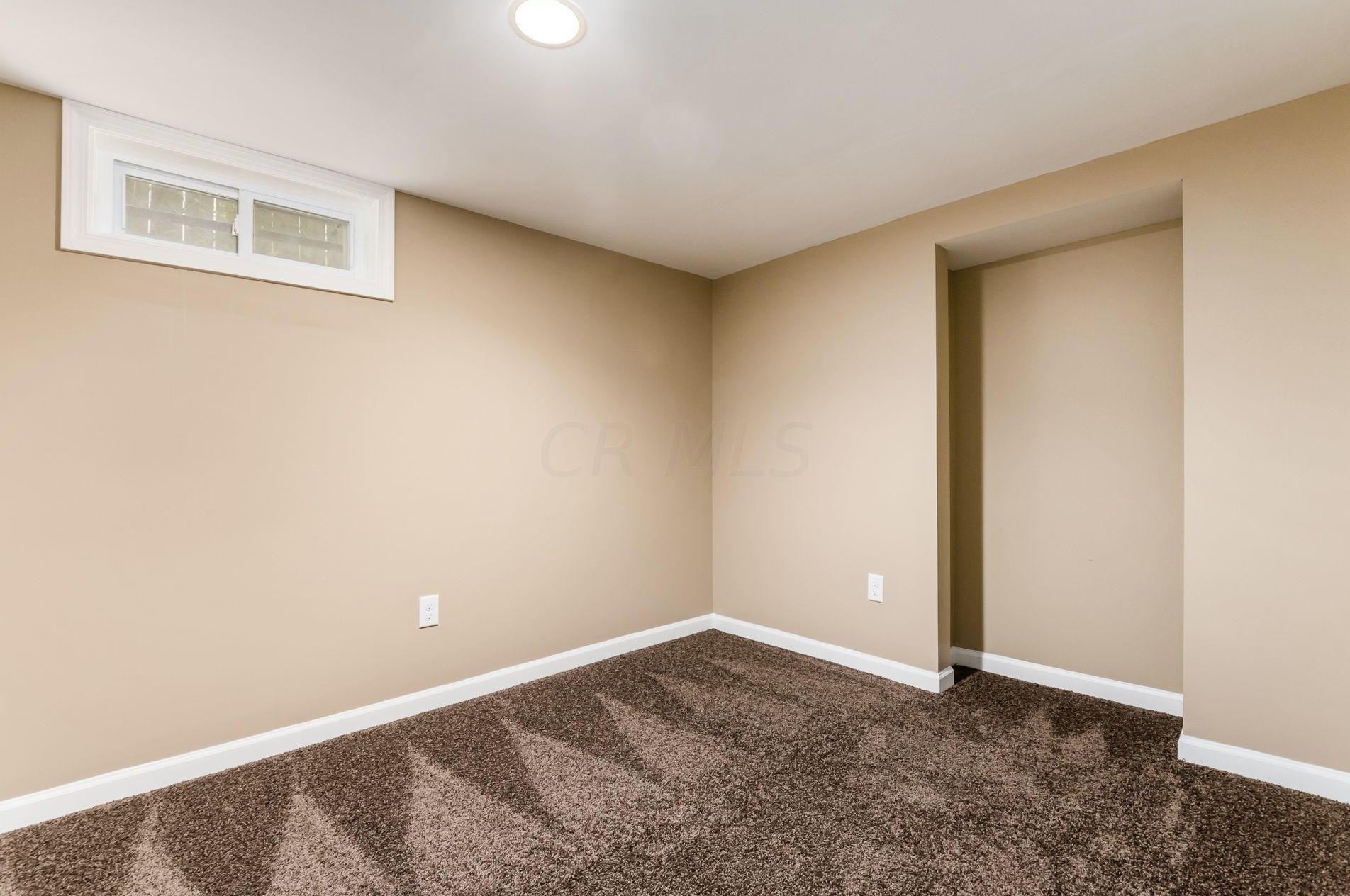 2753 Osceola Ave, Columbus OH  43211-1192 exterior