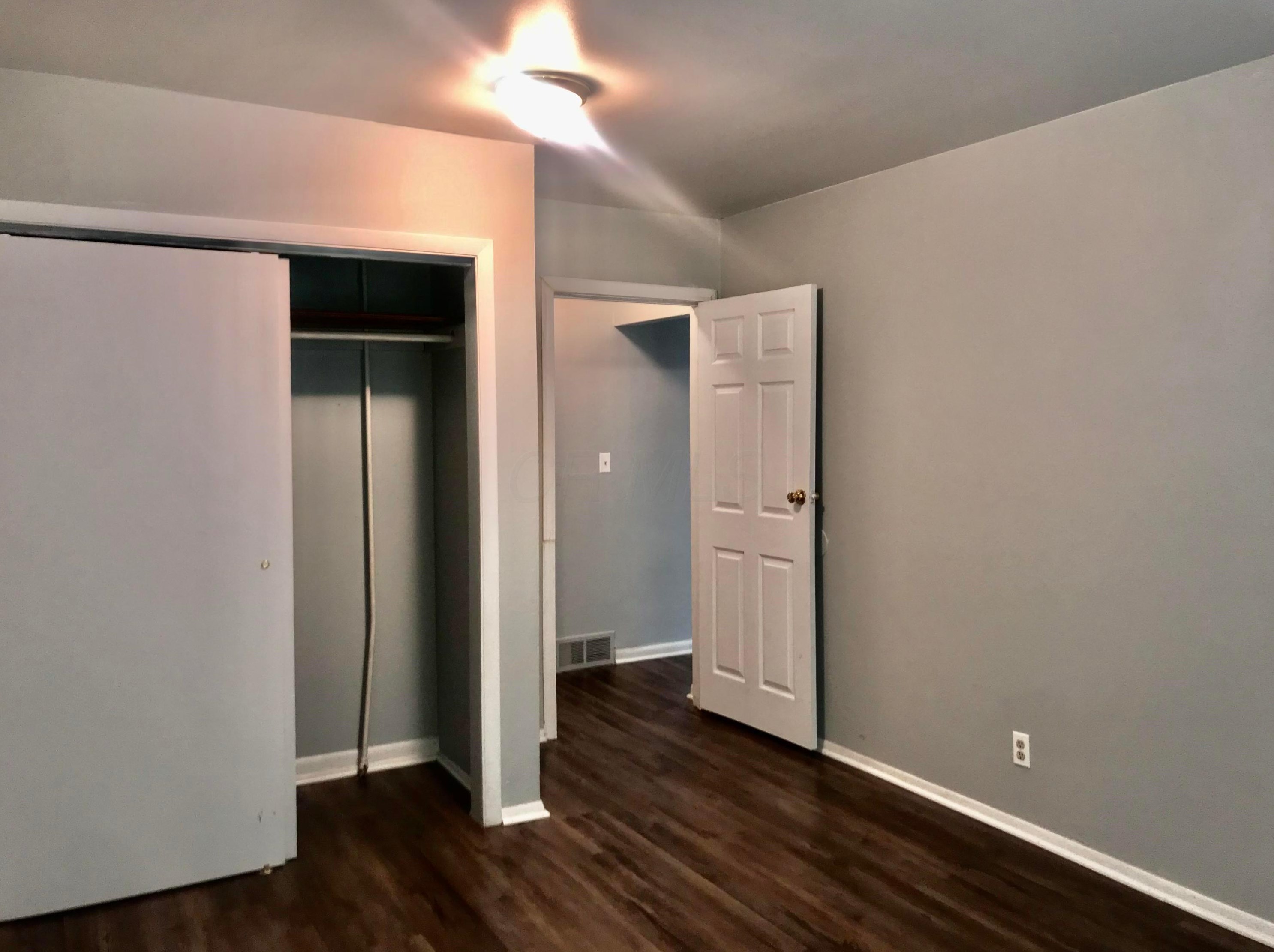 1702 Linnet Ave, Columbus OH 43223-2828 exterior