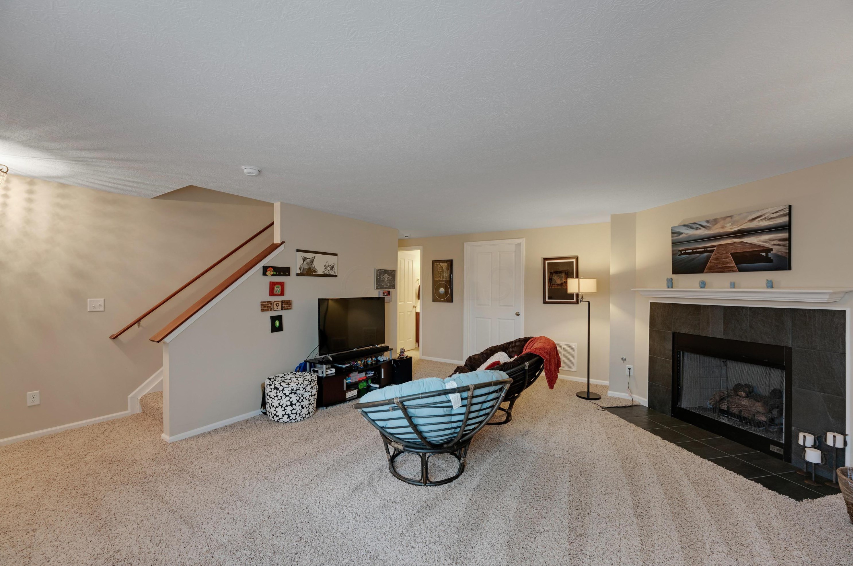 108 Highbluffs Blvd, Columbus OH 43235-8421 exterior