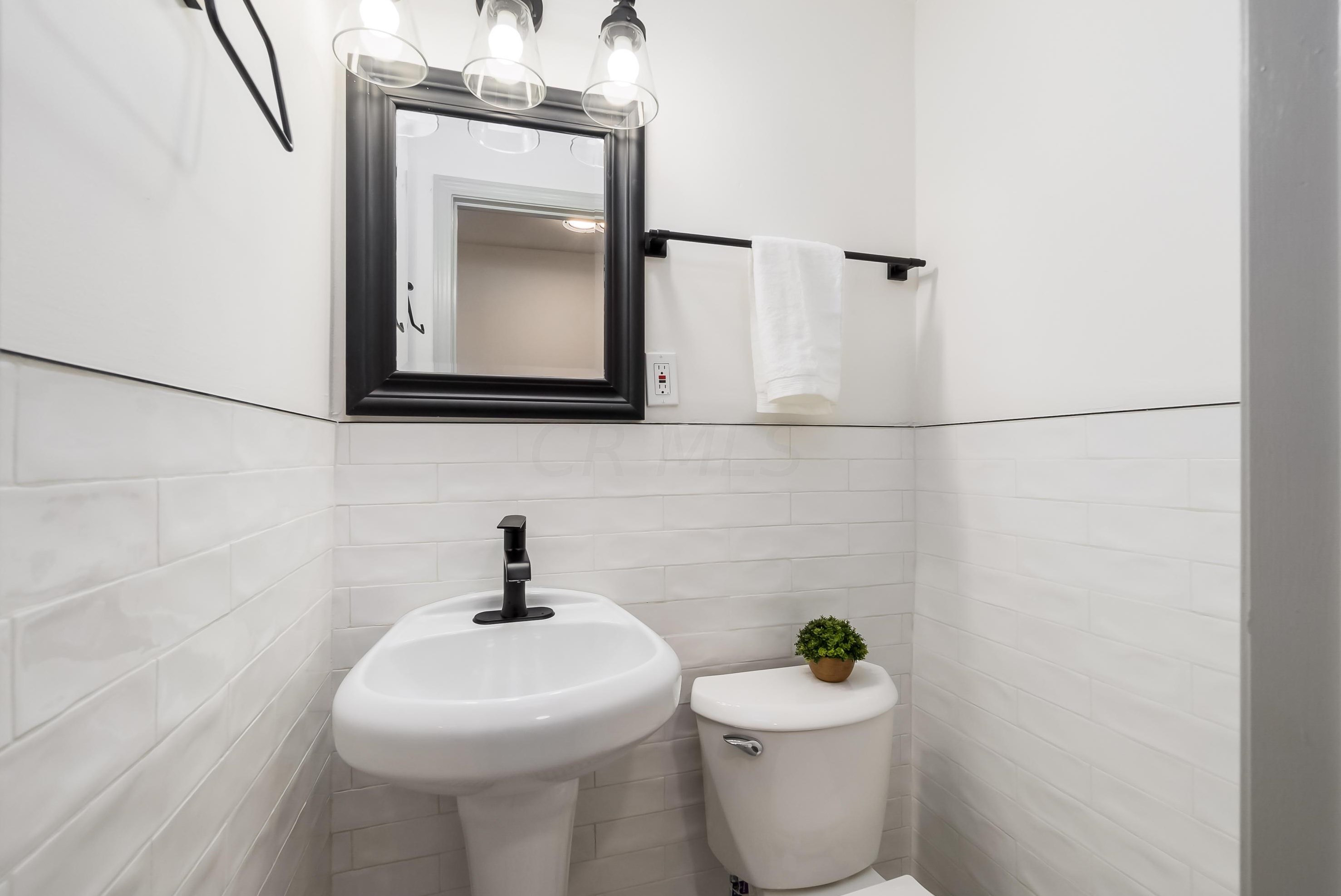 279 Brehl Ave, Columbus OH  43222-1314 exterior