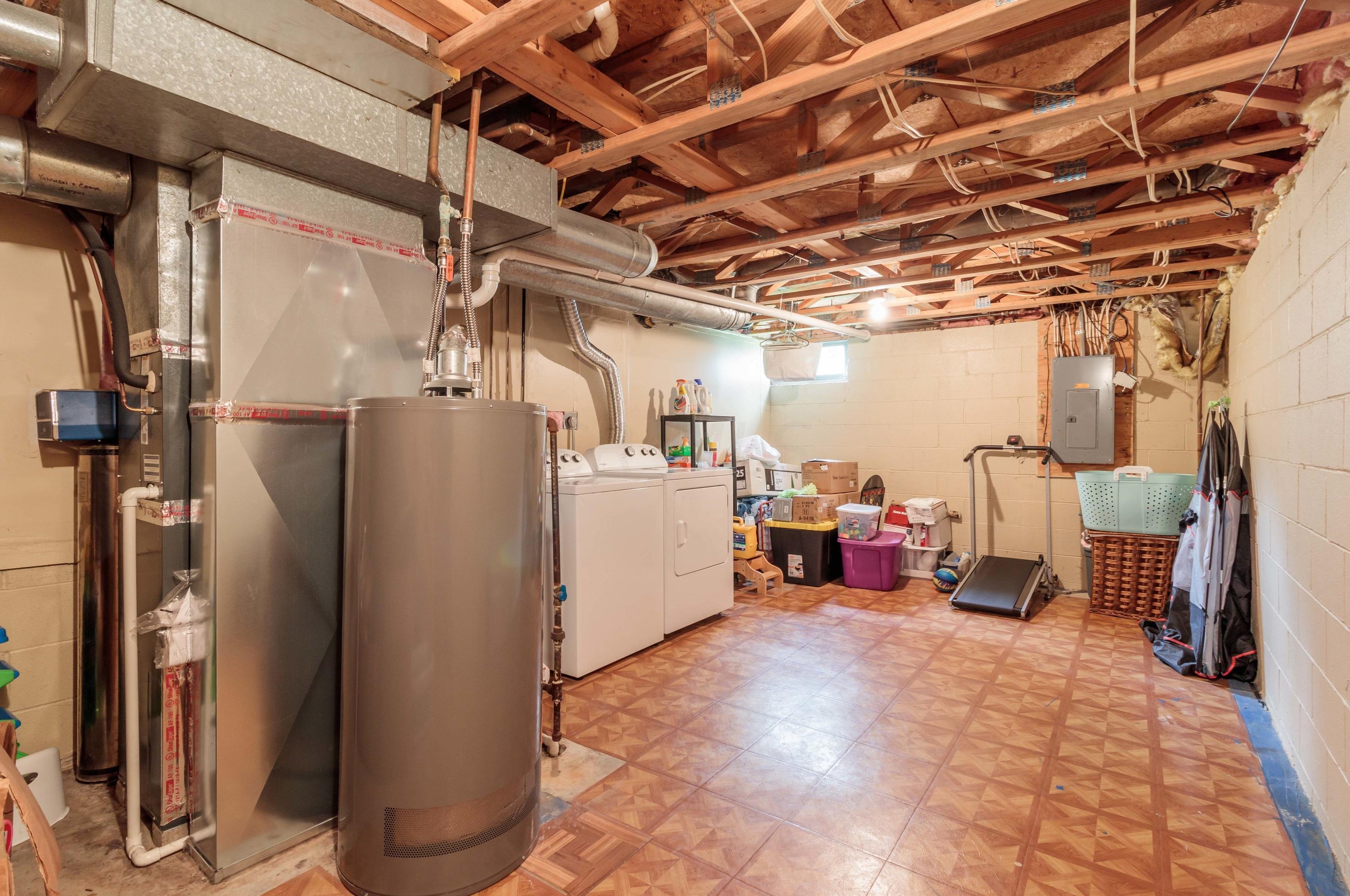 1015 Lavender Ln, Columbus OH 43207-7220 exterior