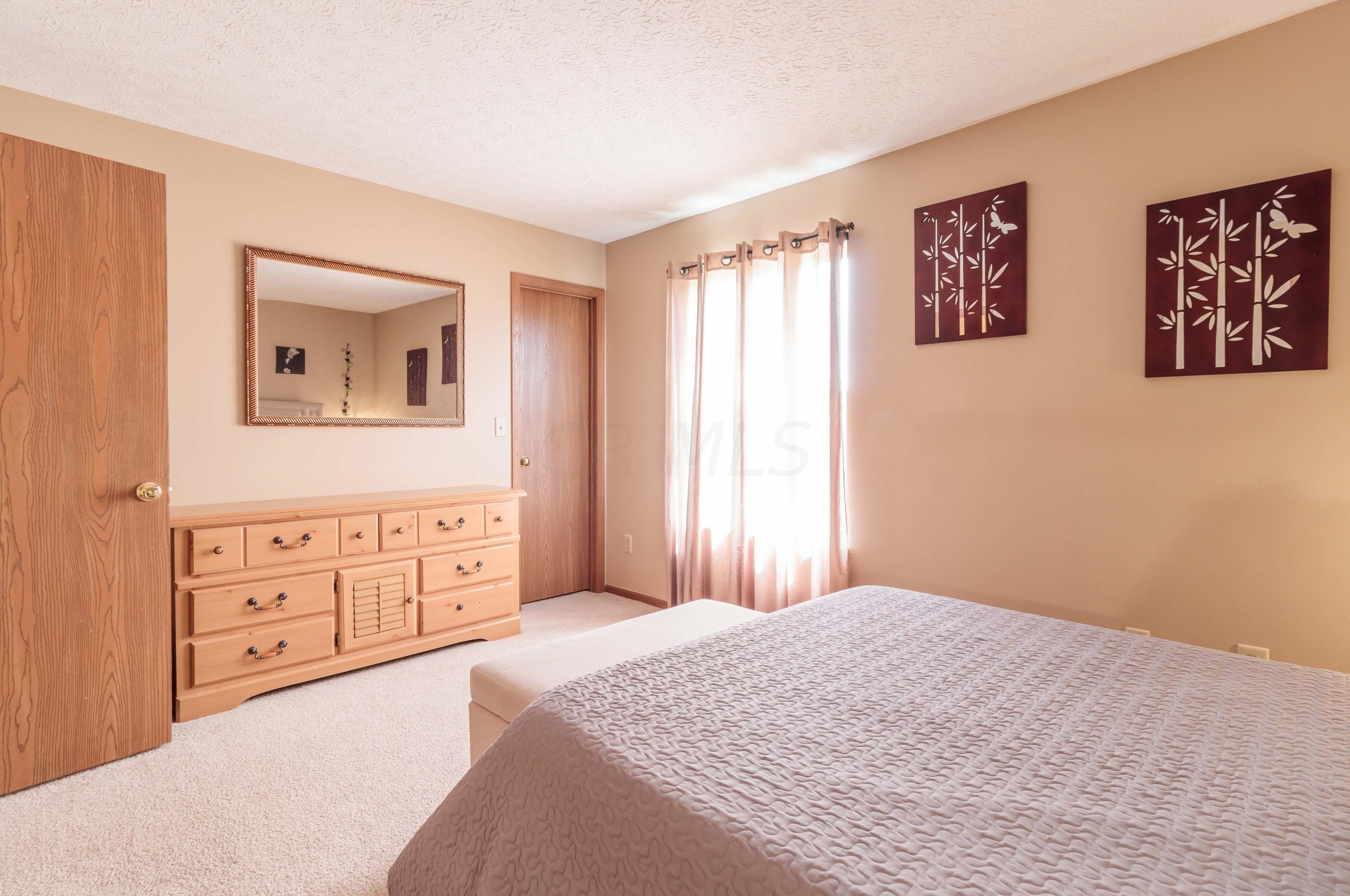 1015 Lavender Ln, Columbus OH 43207-7220 exterior