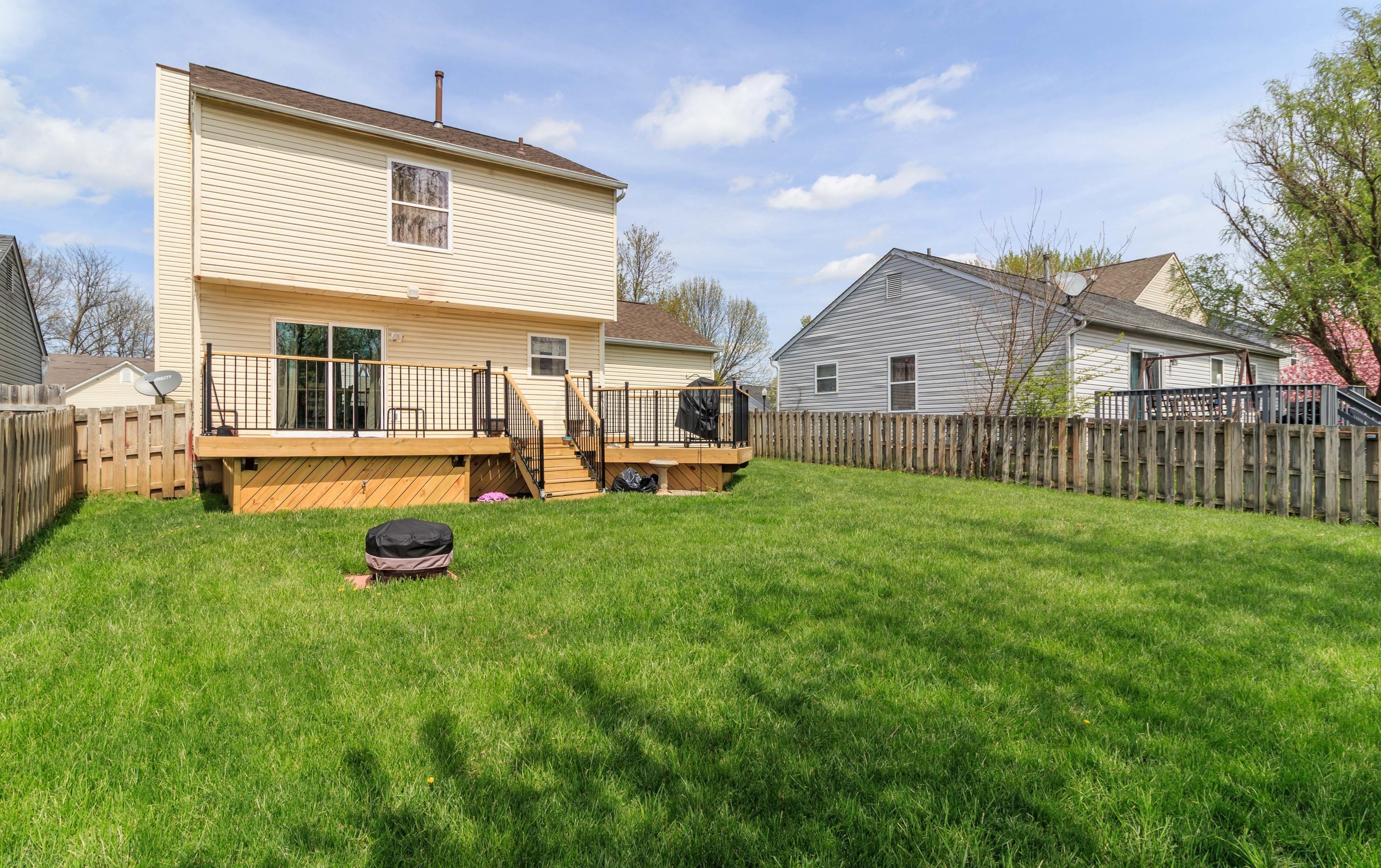 1015 Lavender Ln, Columbus OH 43207-7220 exterior