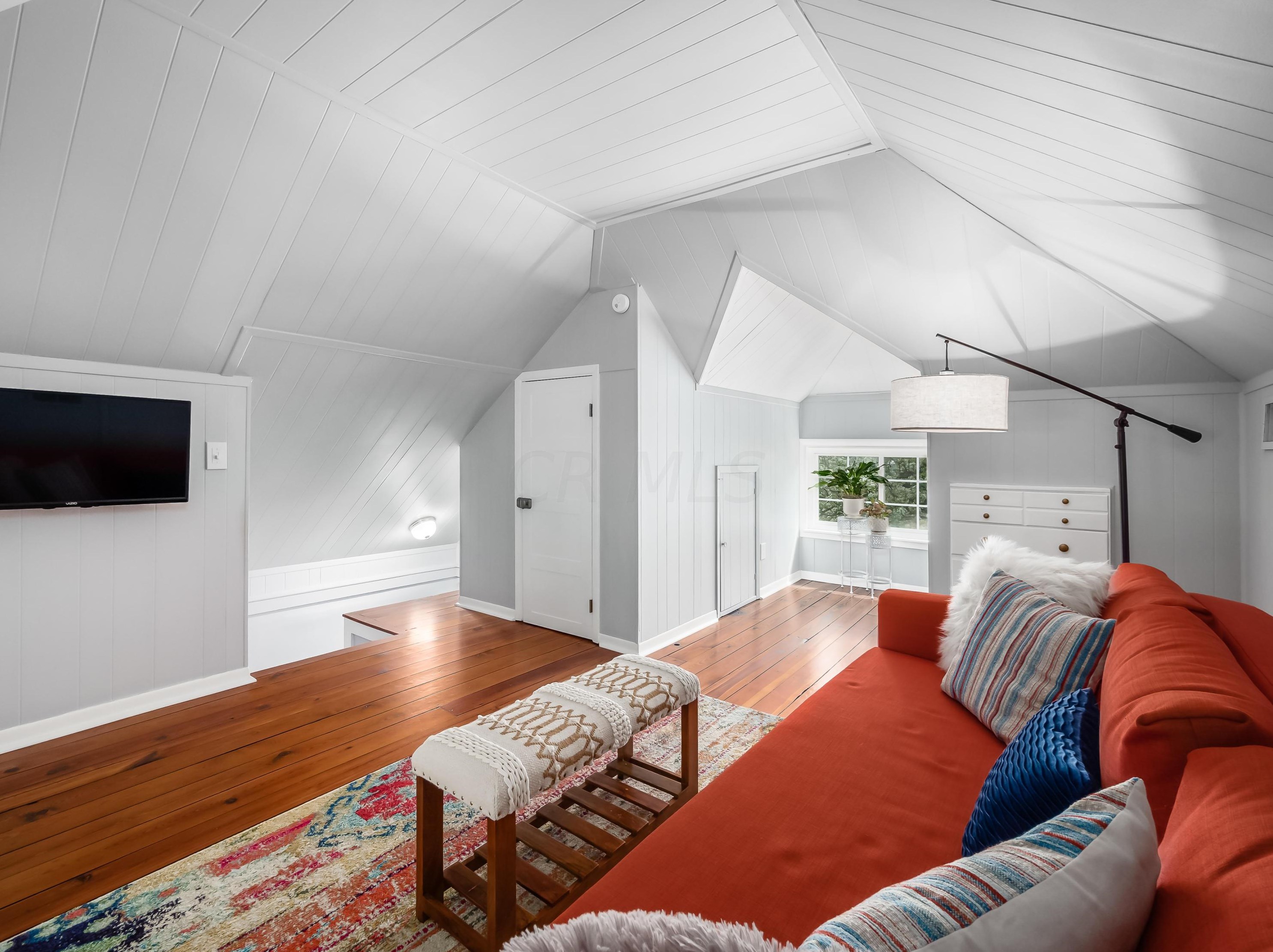 220 Mithoff St, Columbus OH 43206-3506 exterior