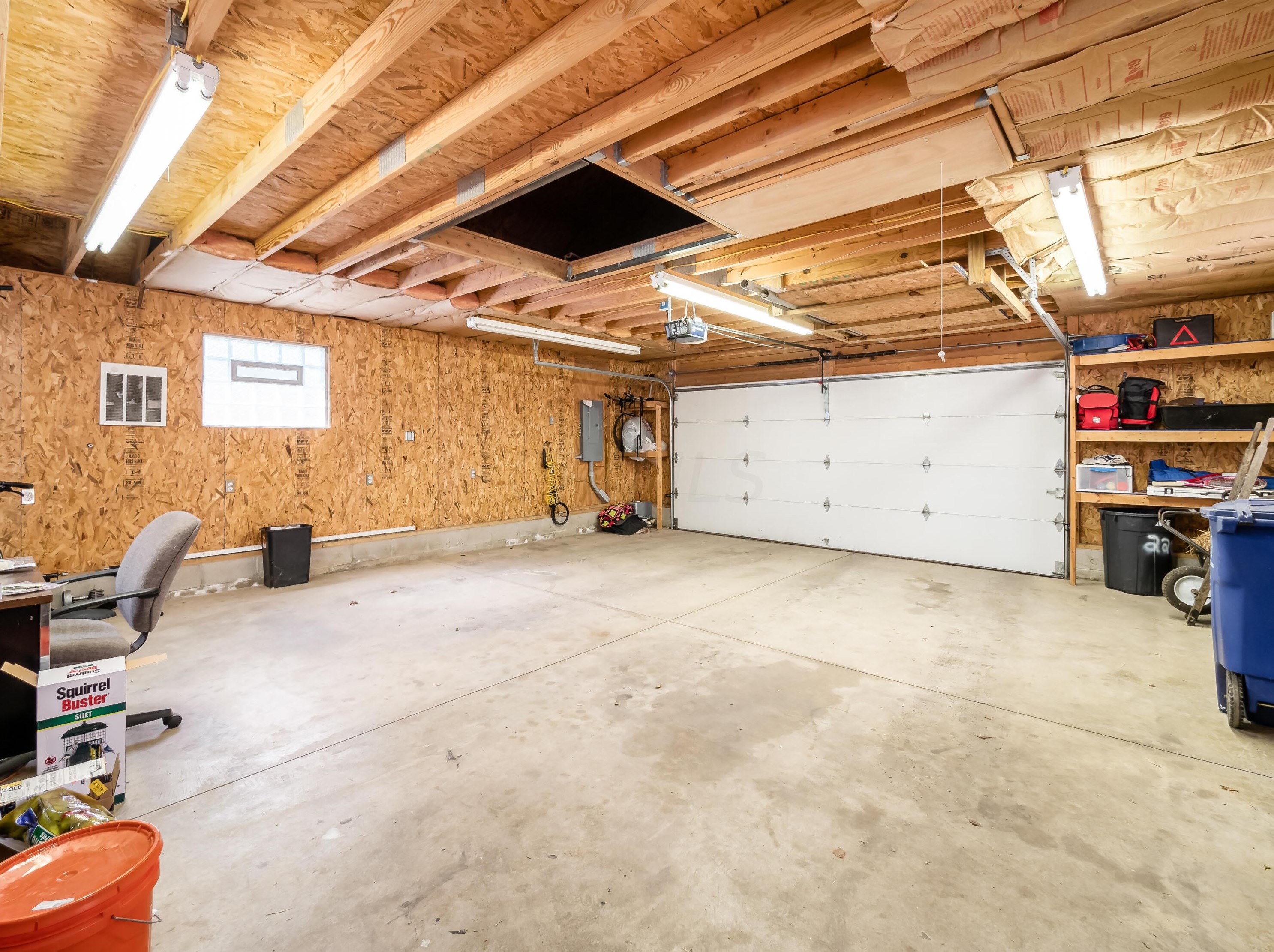 220 Mithoff St, Columbus OH 43206-3506 exterior