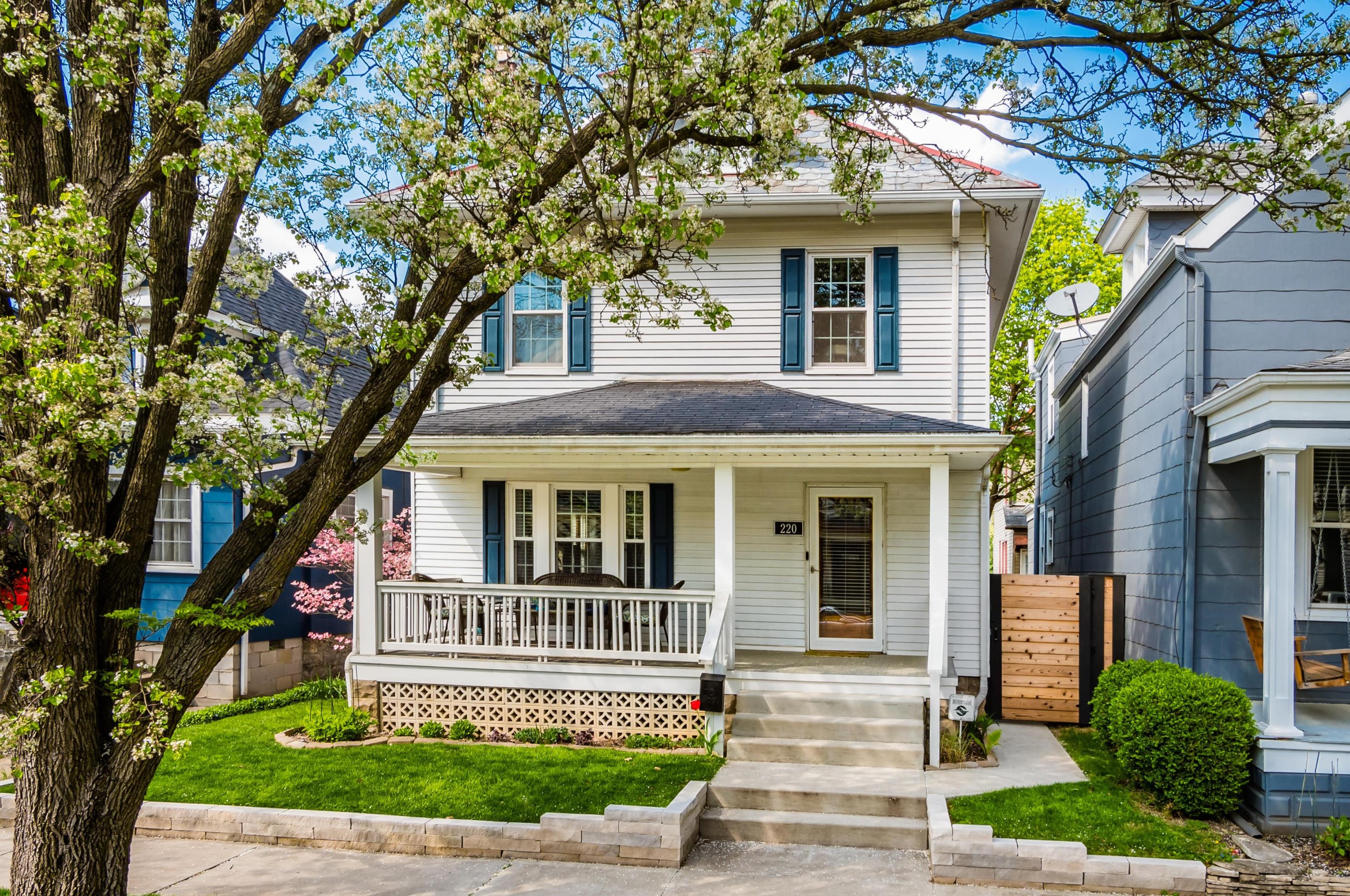 220 Mithoff St, Columbus OH 43206-3506 exterior