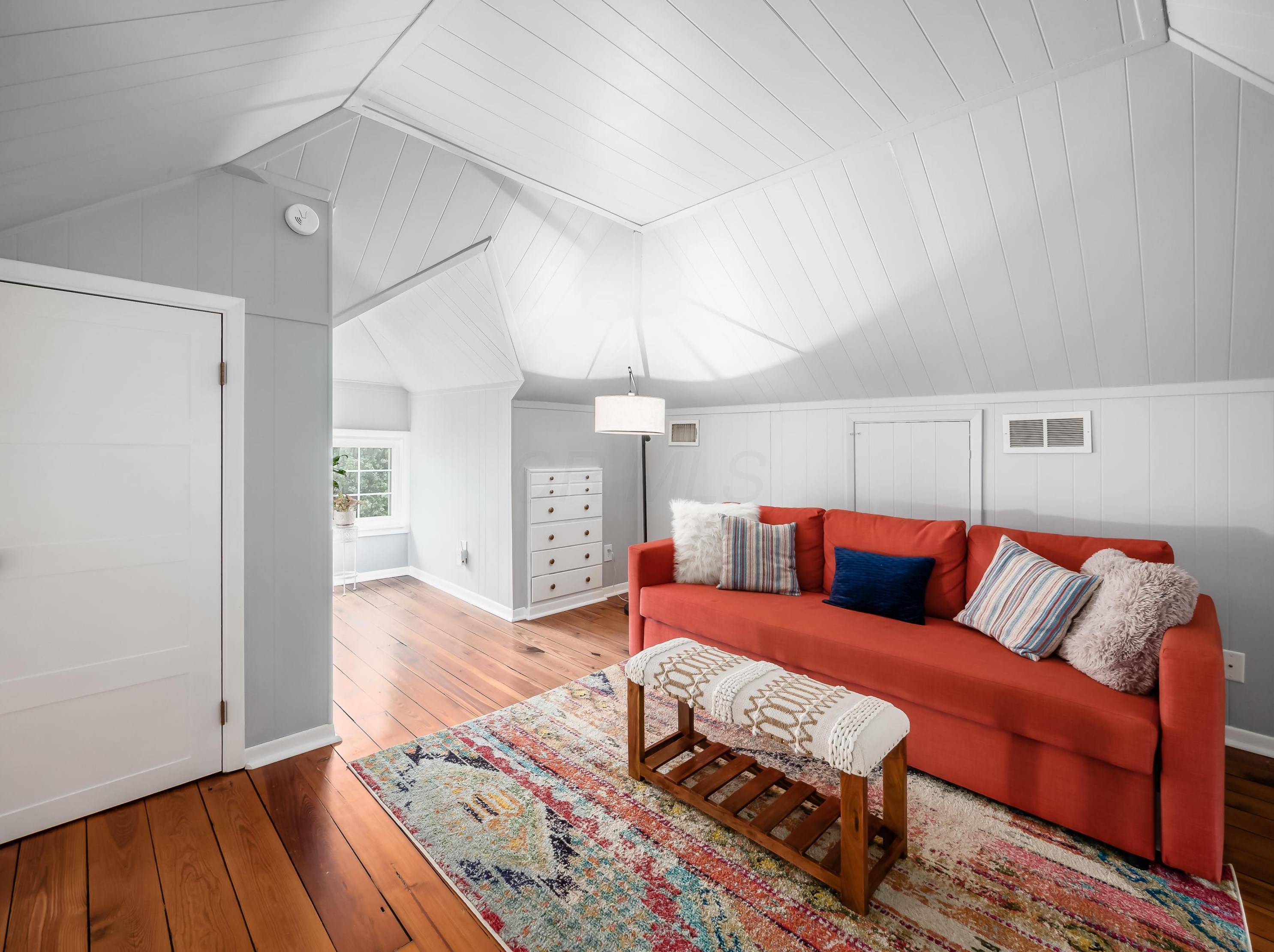 220 Mithoff St, Columbus OH 43206-3506 exterior