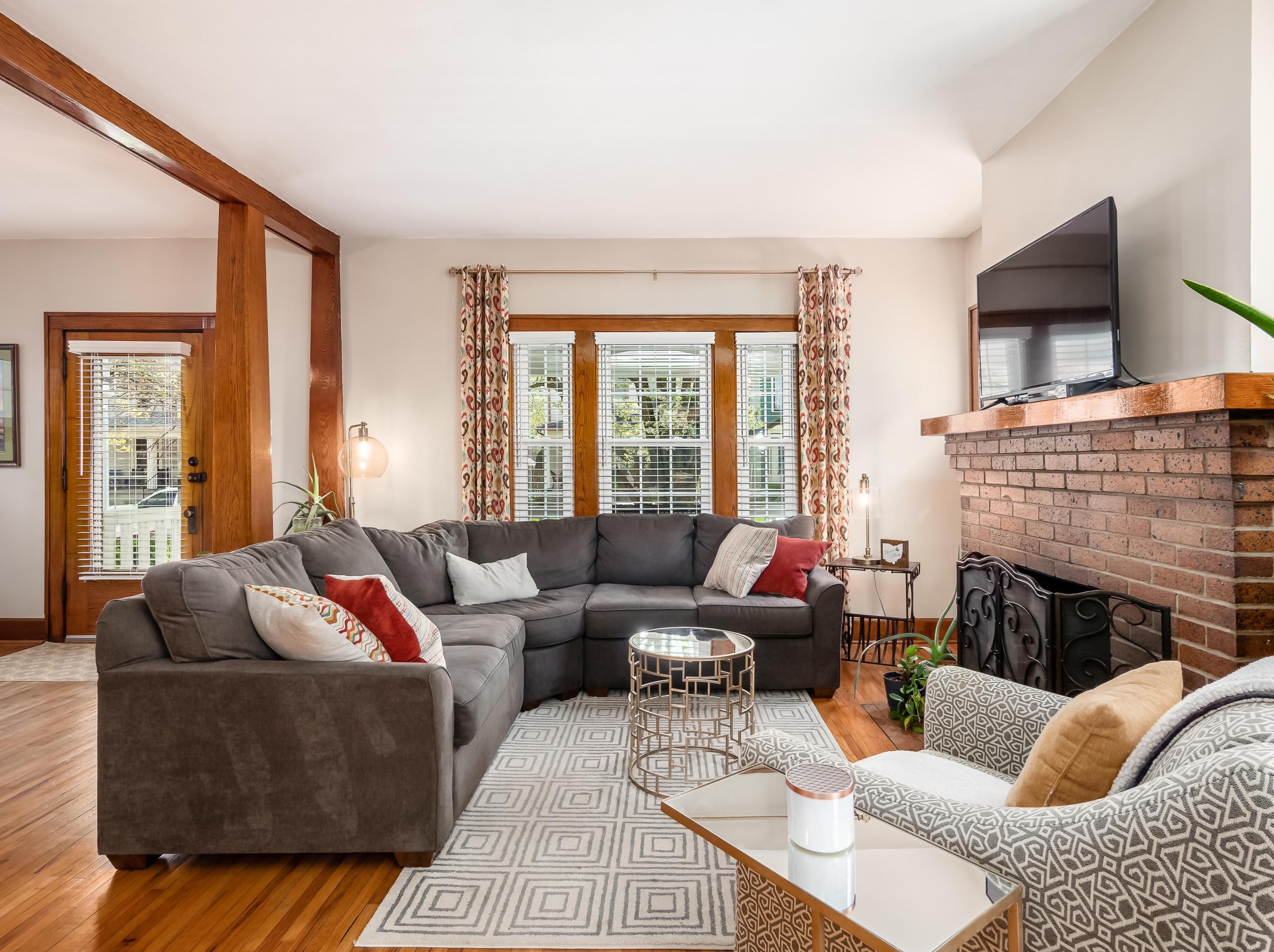 220 Mithoff St, Columbus OH 43206-3506 exterior