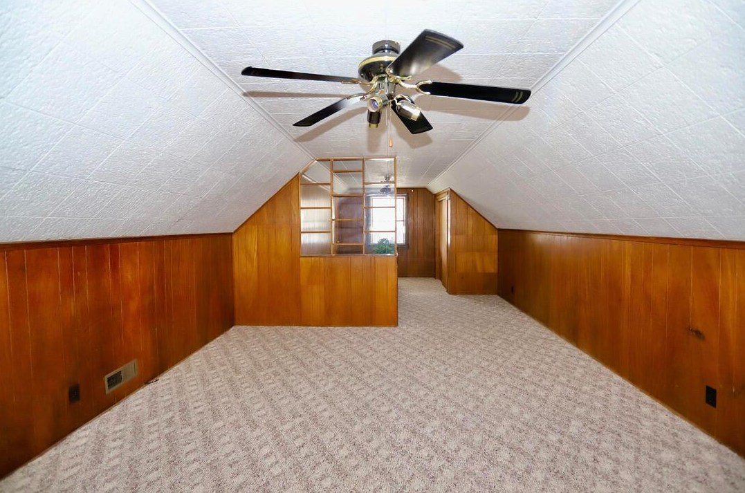 3278 Grasmere Ave, Columbus OH 43224-3307 exterior