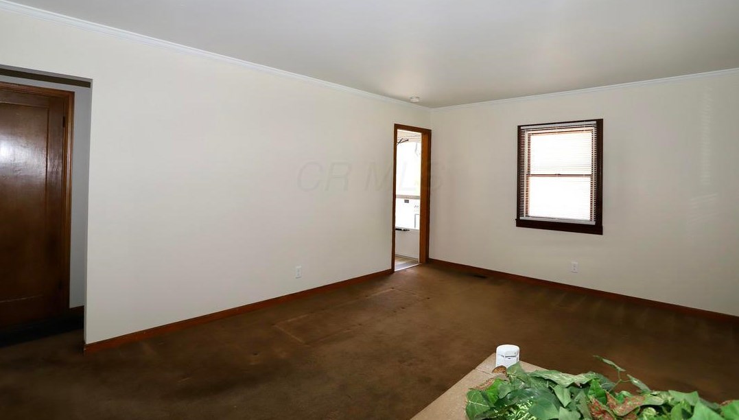 3278 Grasmere Ave, Columbus OH 43224-3307 exterior