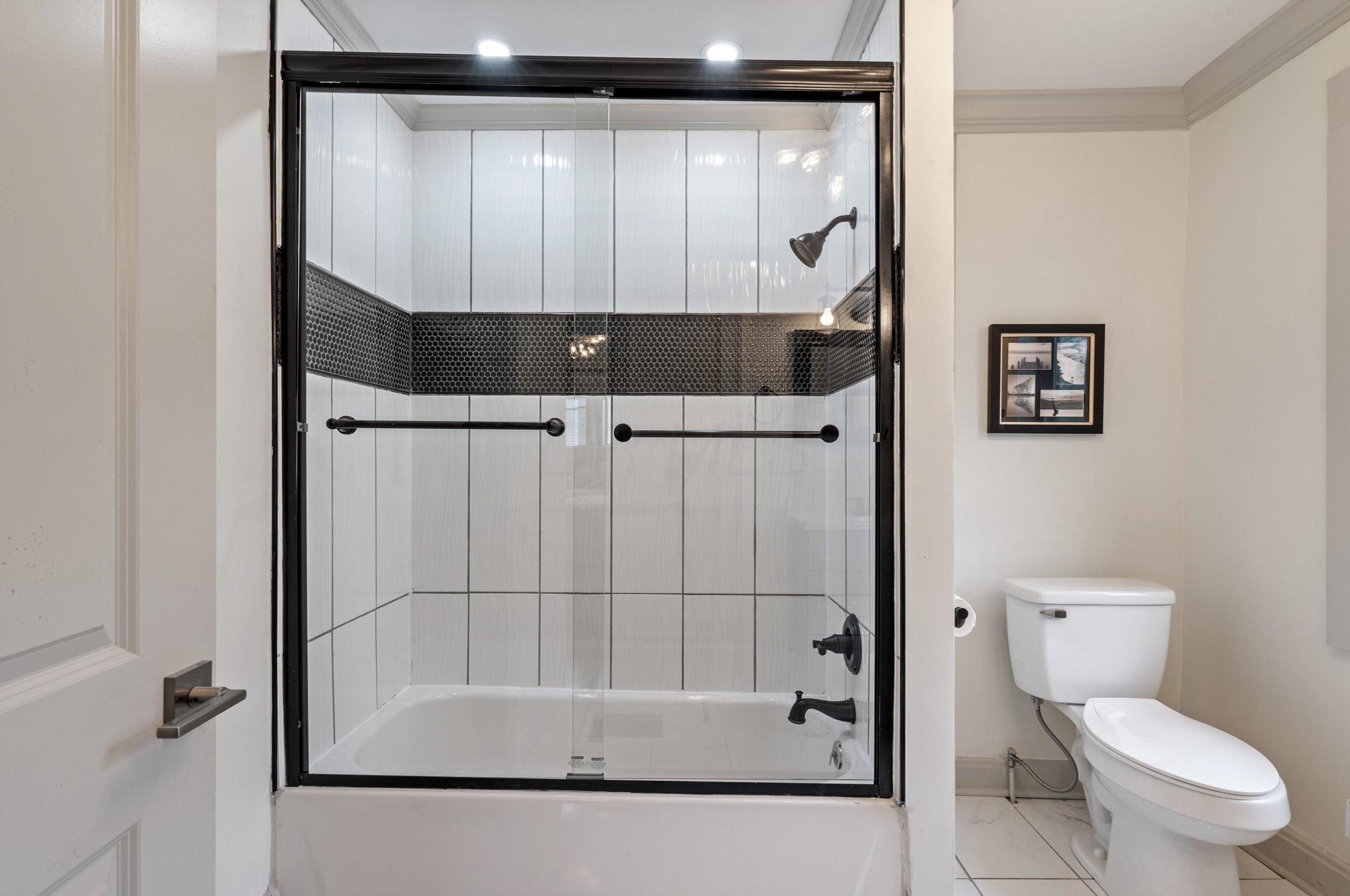 1603 Kenmore Rd, Columbus OH  43211-1625 exterior