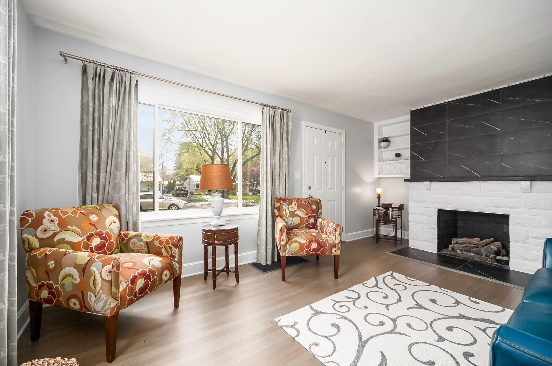 3259 Kenyon Rd, Columbus OH  43221-1809 exterior