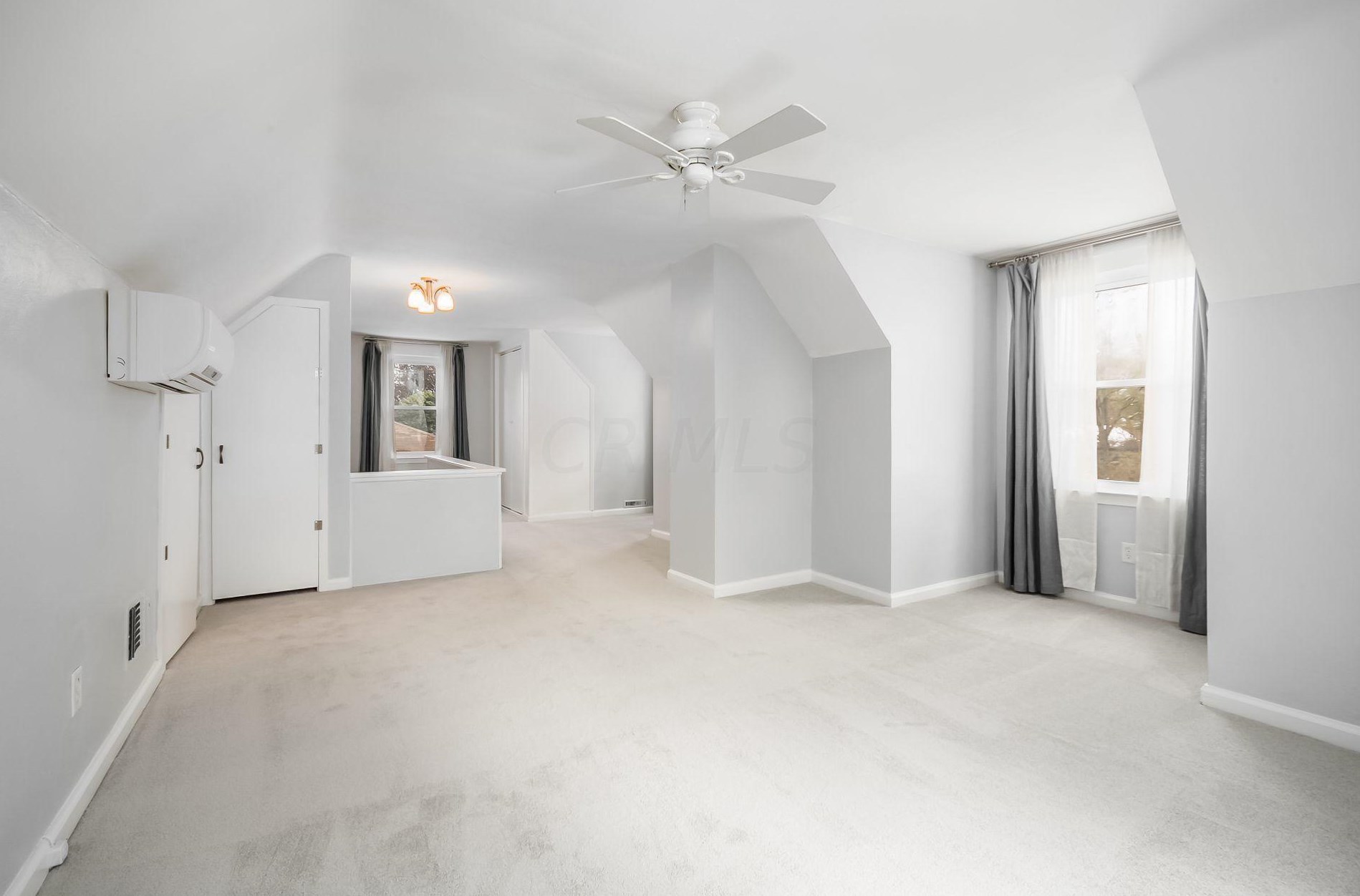 3259 Kenyon Rd, Columbus OH  43221-1809 exterior