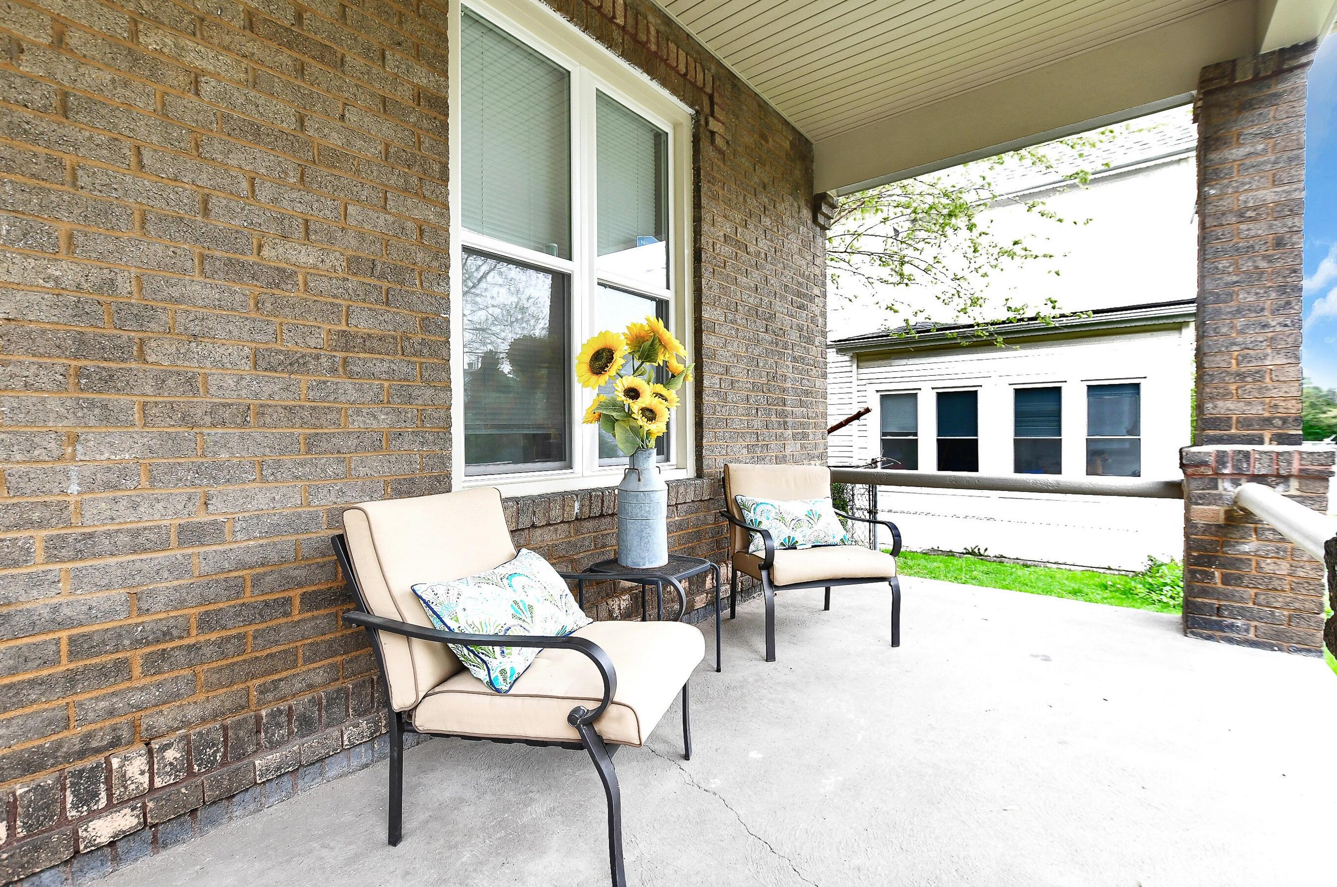 50 Barthman Ave, Columbus OH  43207-1994 exterior