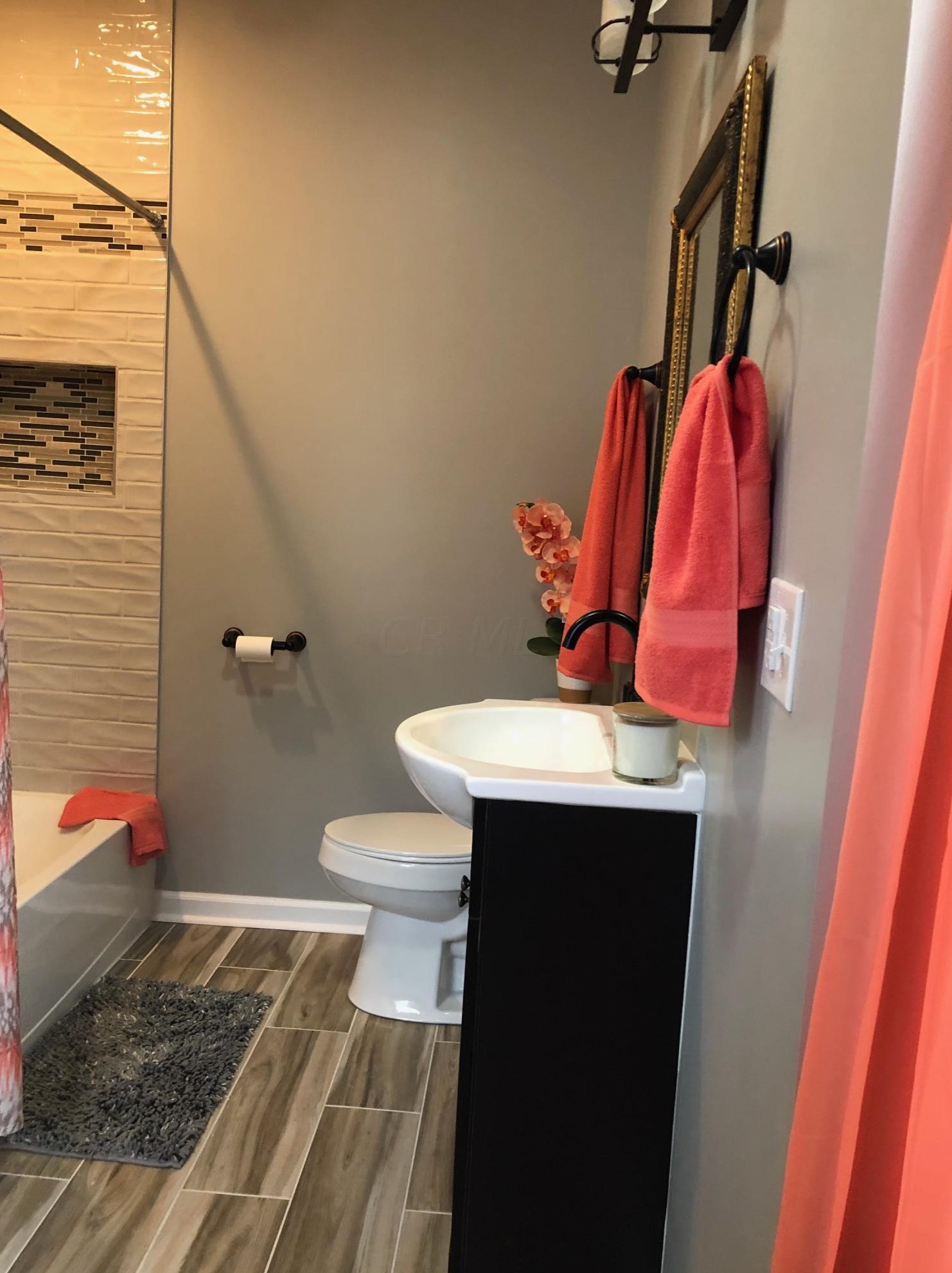 50 Barthman Ave, Columbus OH  43207-1994 exterior