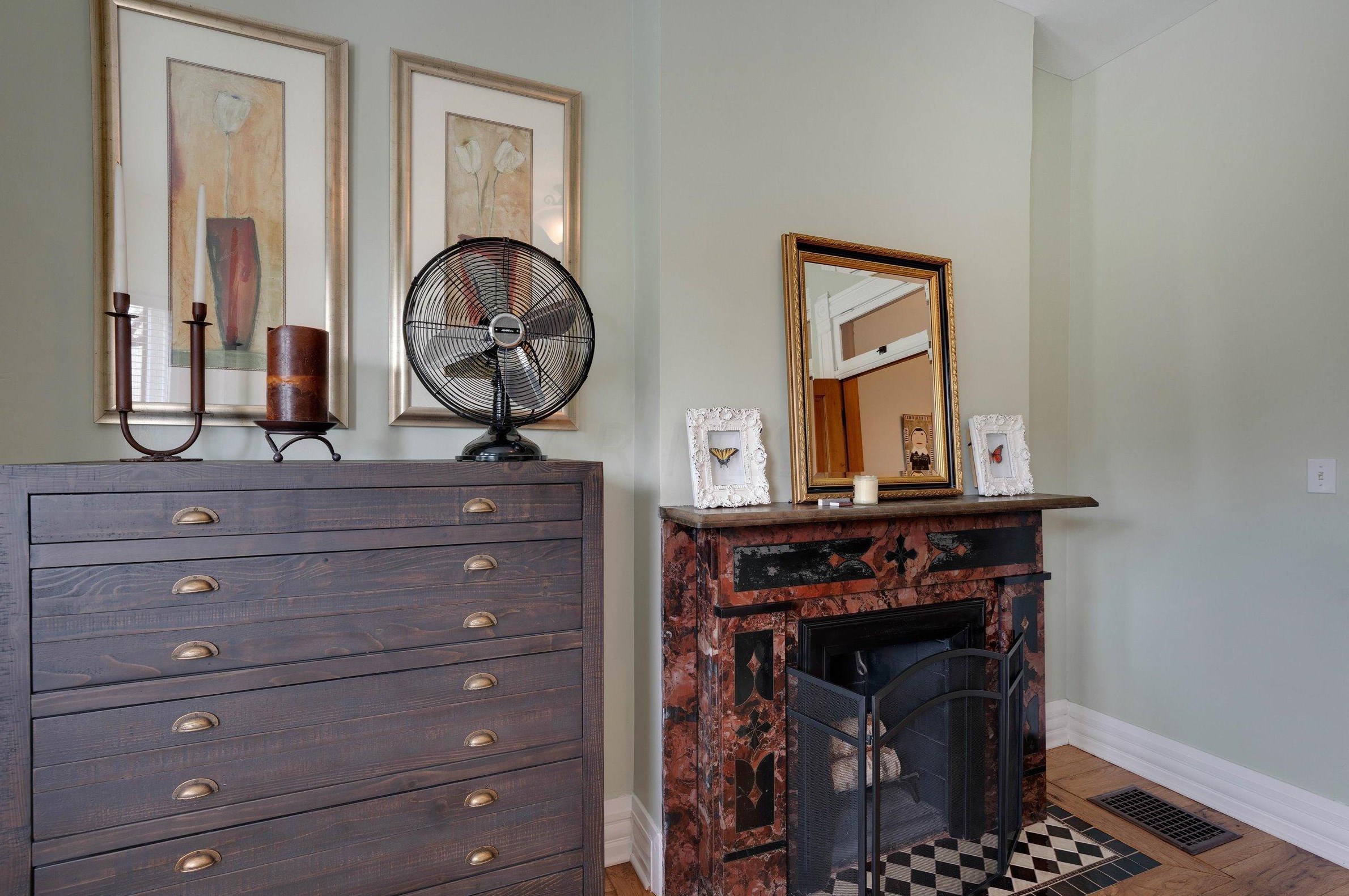 29 1st Ave, Columbus OH 43201-3389 exterior