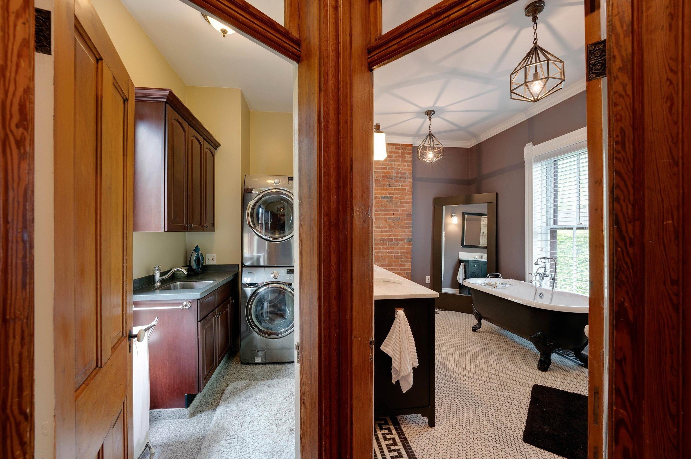 29 1st Ave, Columbus OH 43201-3389 exterior