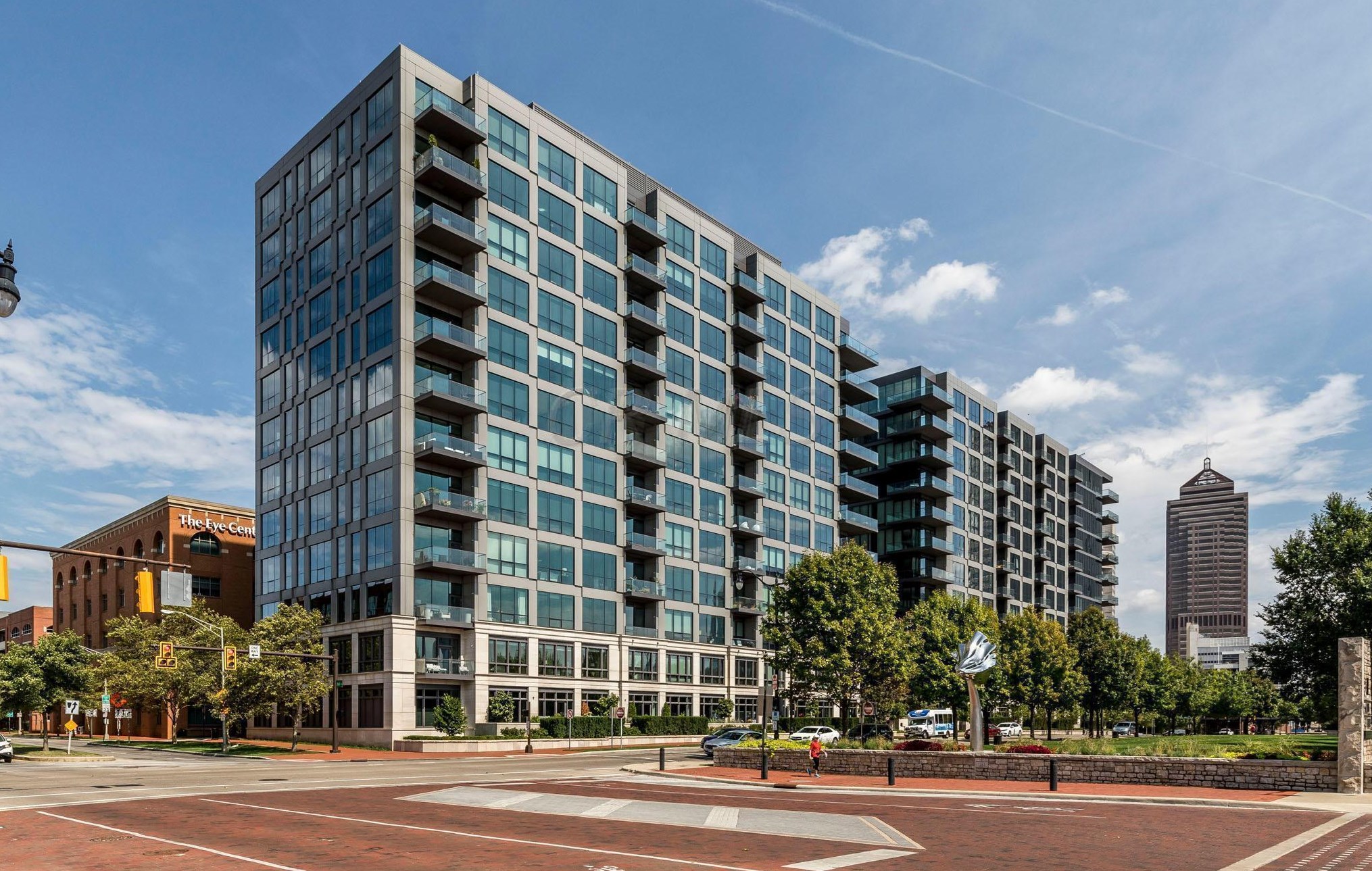 250 Spring St, Columbus OH  43215-2626 exterior