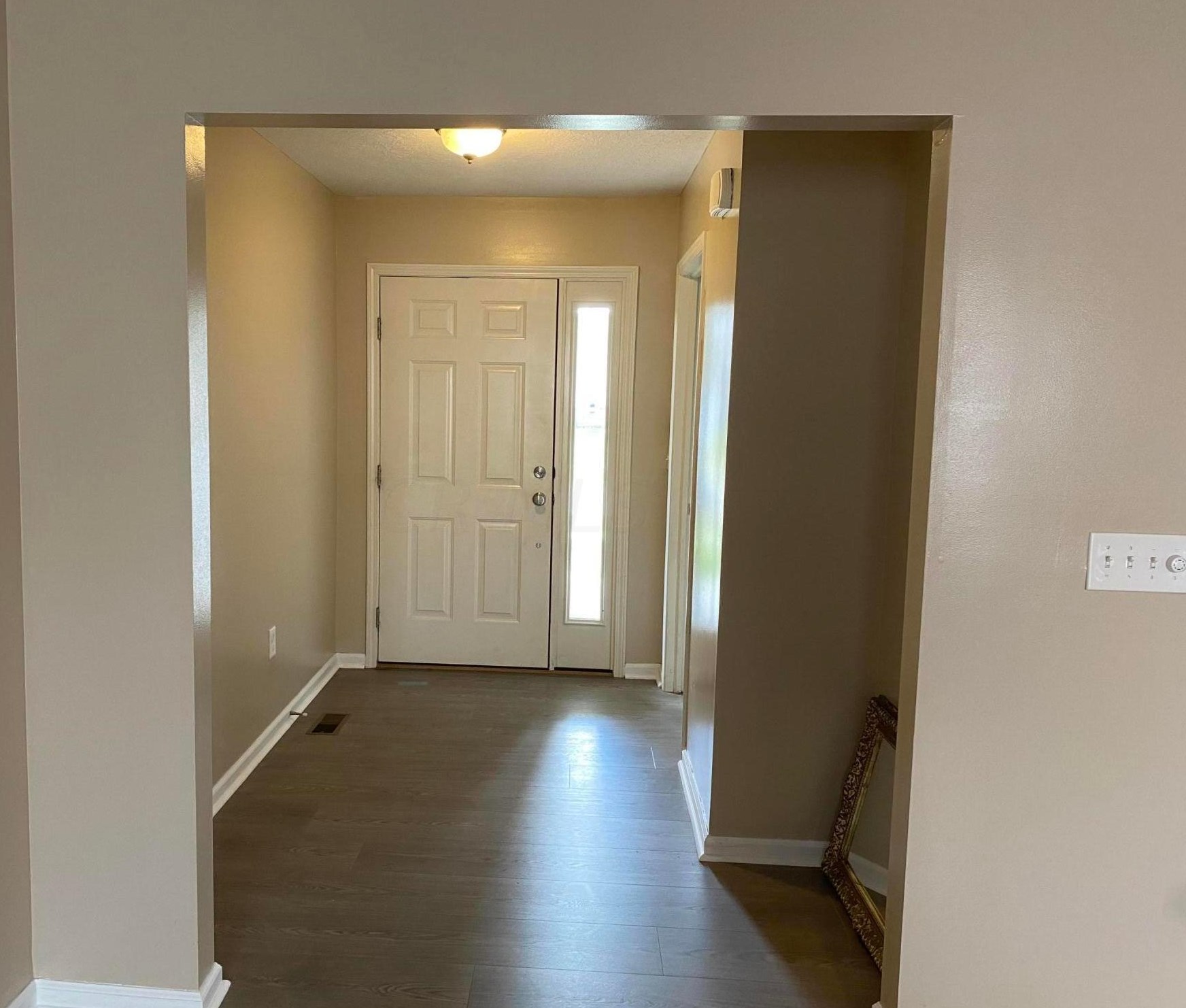 1098 Gartner Ct, Columbus OH  43207-1199 exterior