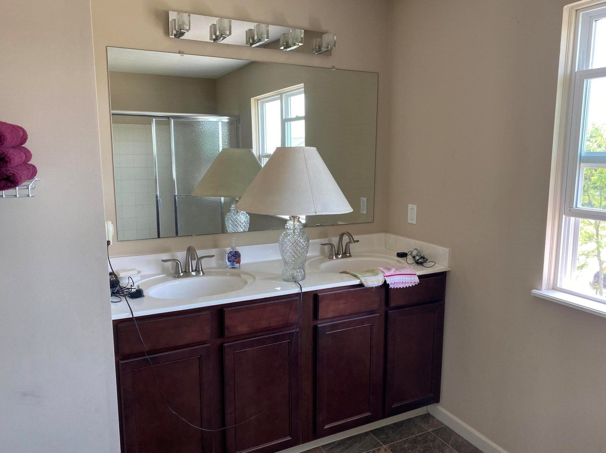 1098 Gartner Ct, Columbus OH  43207-1199 exterior