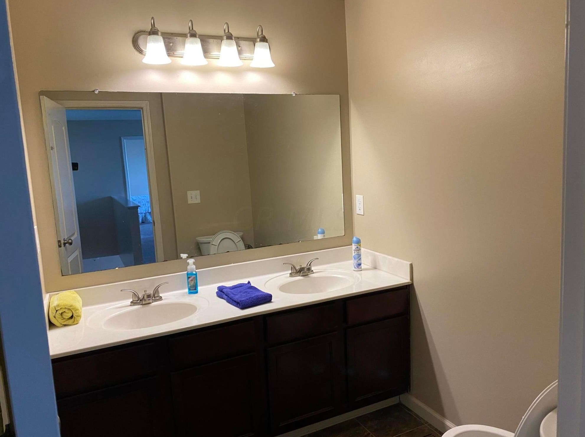 1098 Gartner Ct, Columbus OH  43207-1199 exterior