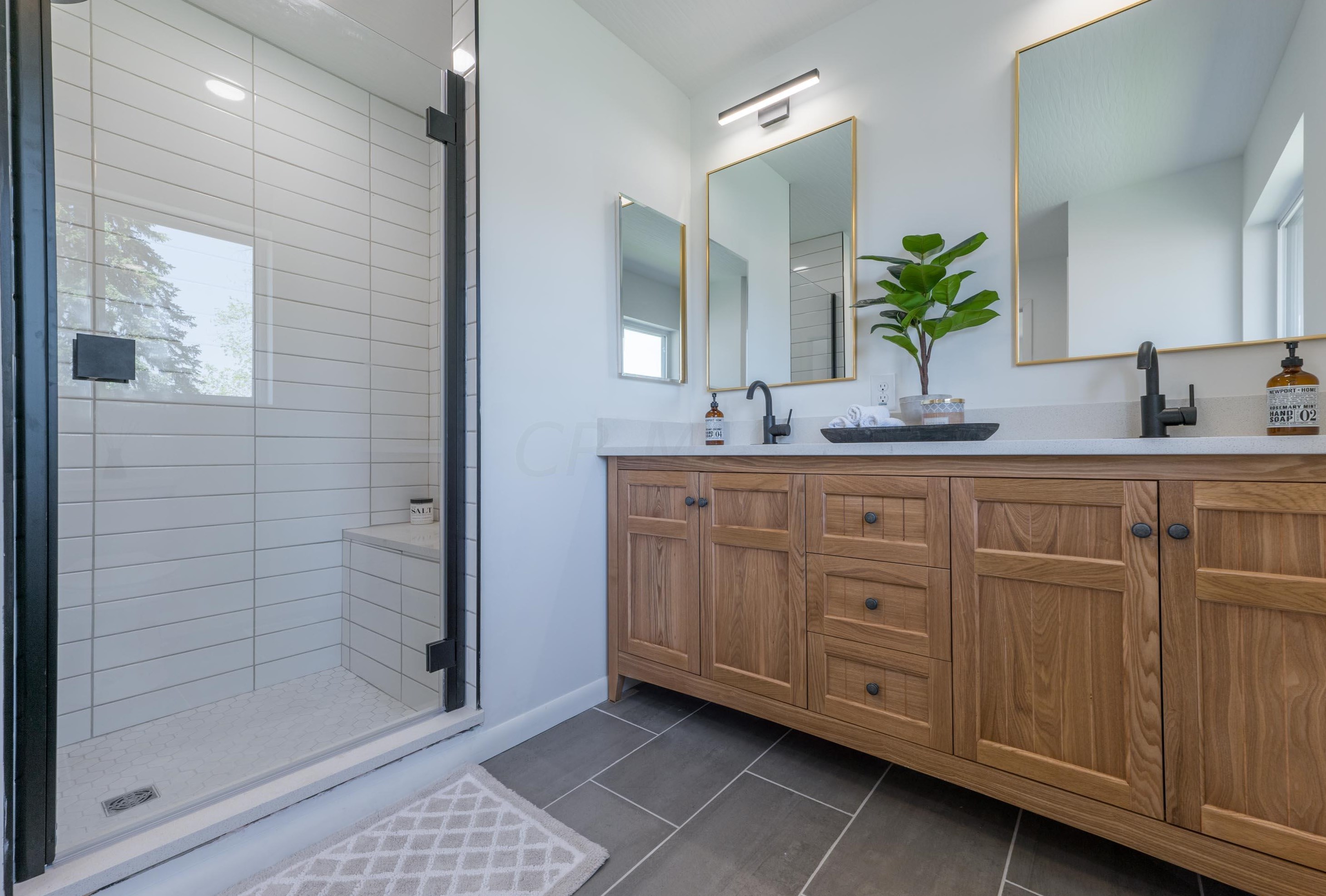 1759 Weiler Ave, Columbus OH  43207-1575 exterior