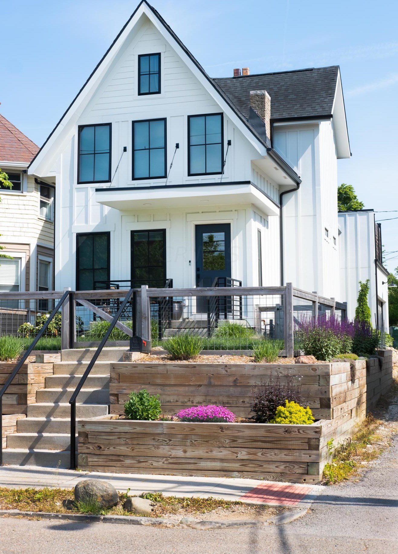 218 7th Ave, Columbus OH  43201-2581 exterior