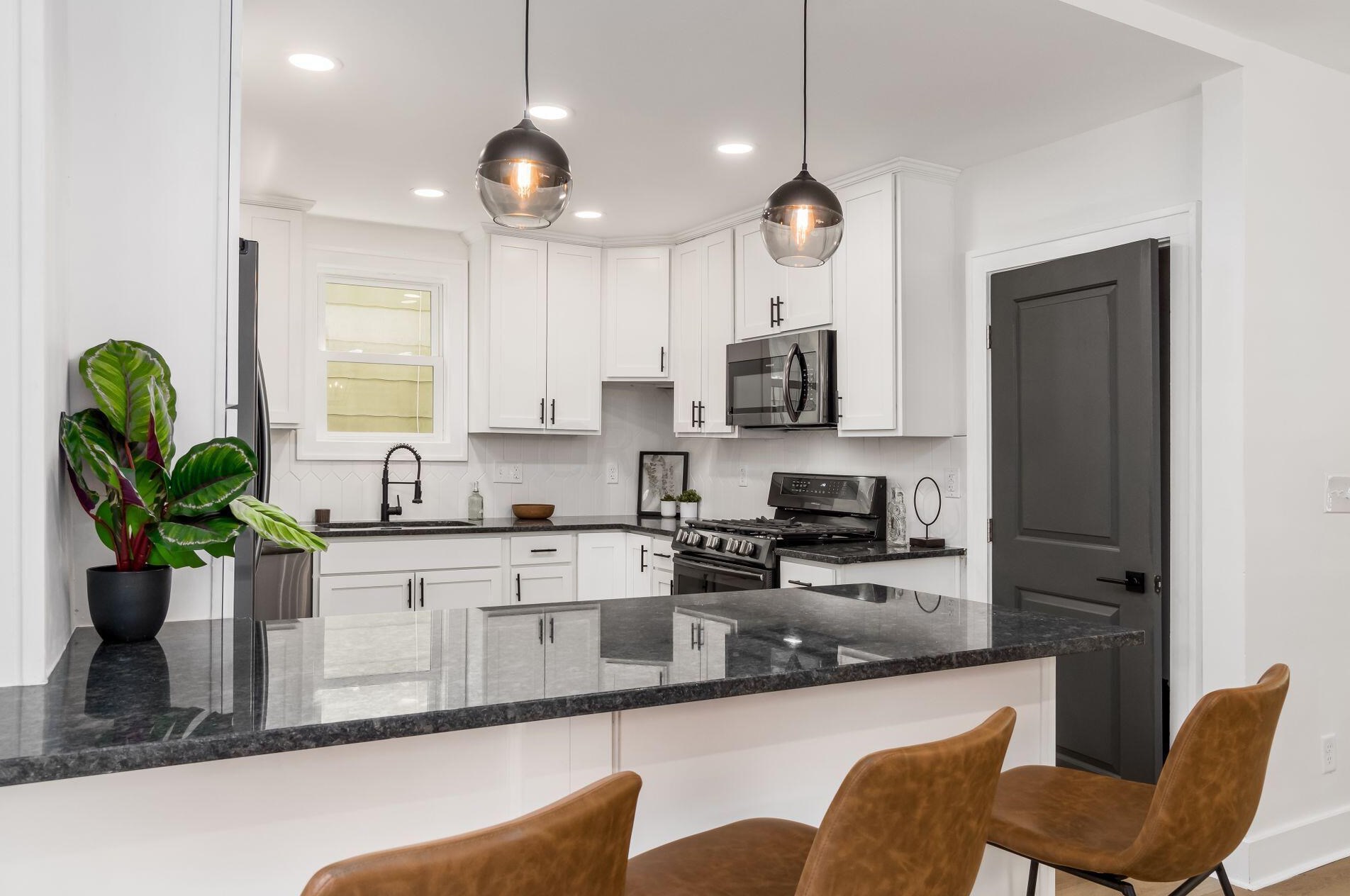 46 Welch Ave, Columbus OH 43207-2007 exterior