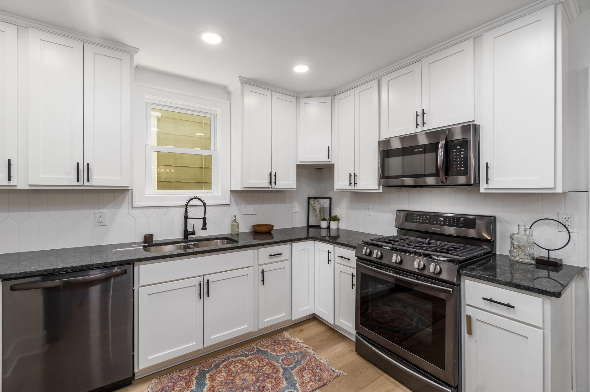 46 Welch Ave, Columbus OH 43207-2007 exterior