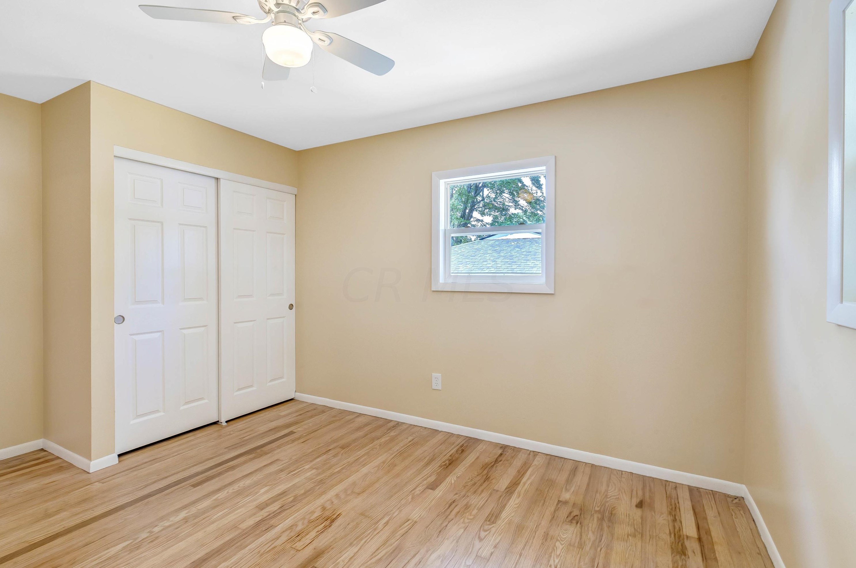 6480 Karl Rd, Columbus OH  43229-1370 exterior