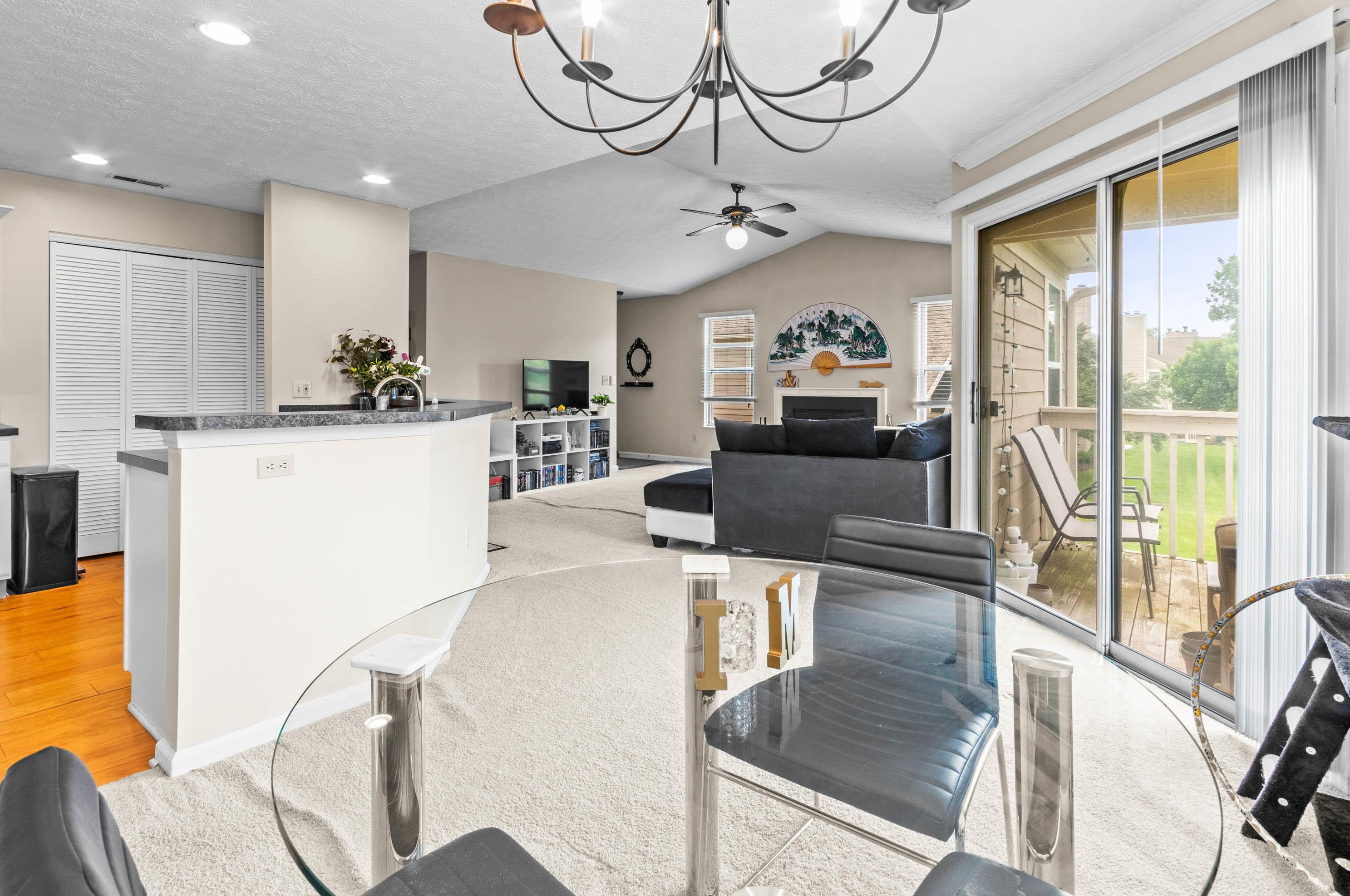 3456 Fishinger Mill Dr, Hilliard OH 43026-9307 exterior