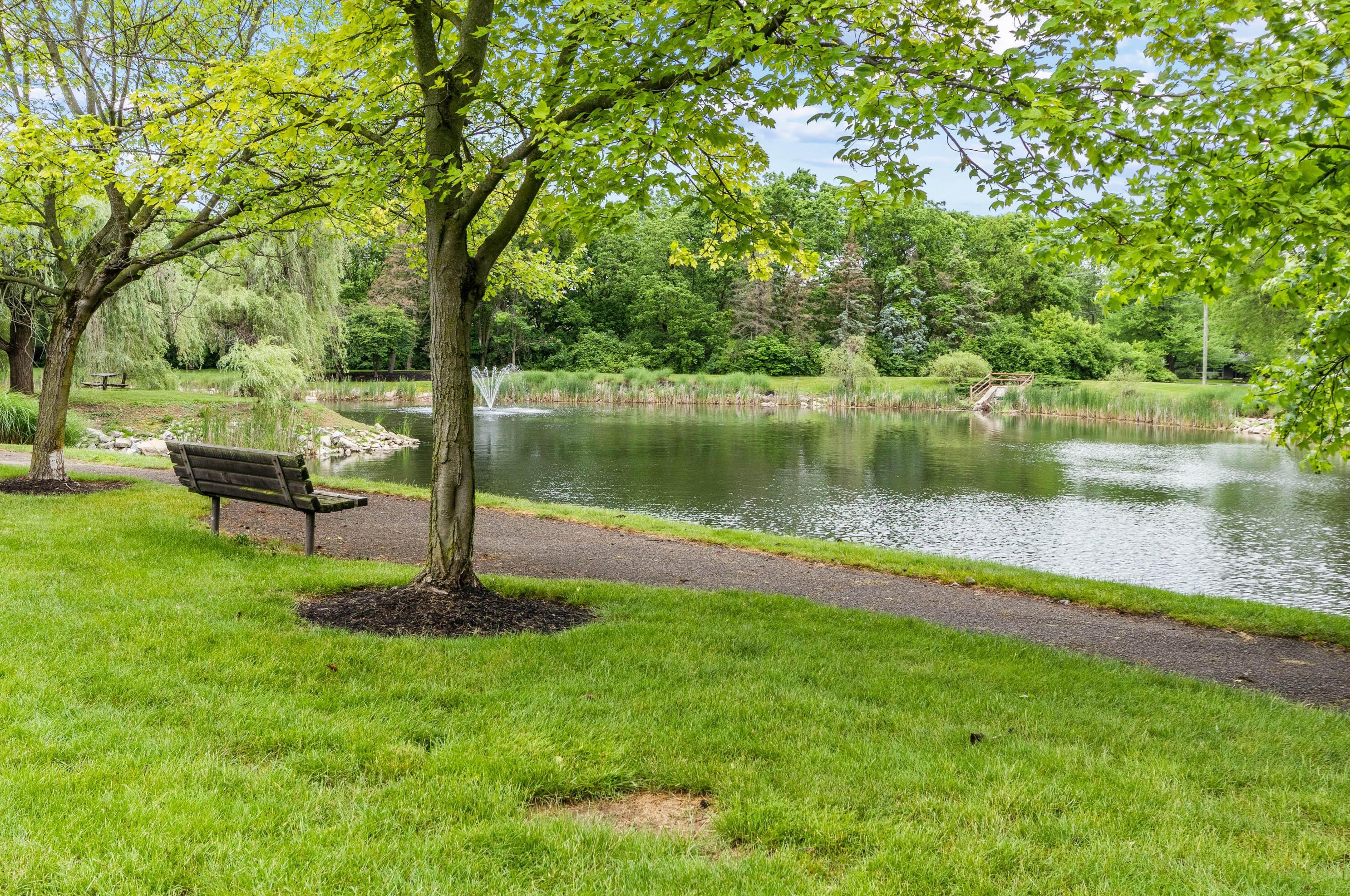 3456 Fishinger Mill Dr, Hilliard OH 43026-9307 exterior