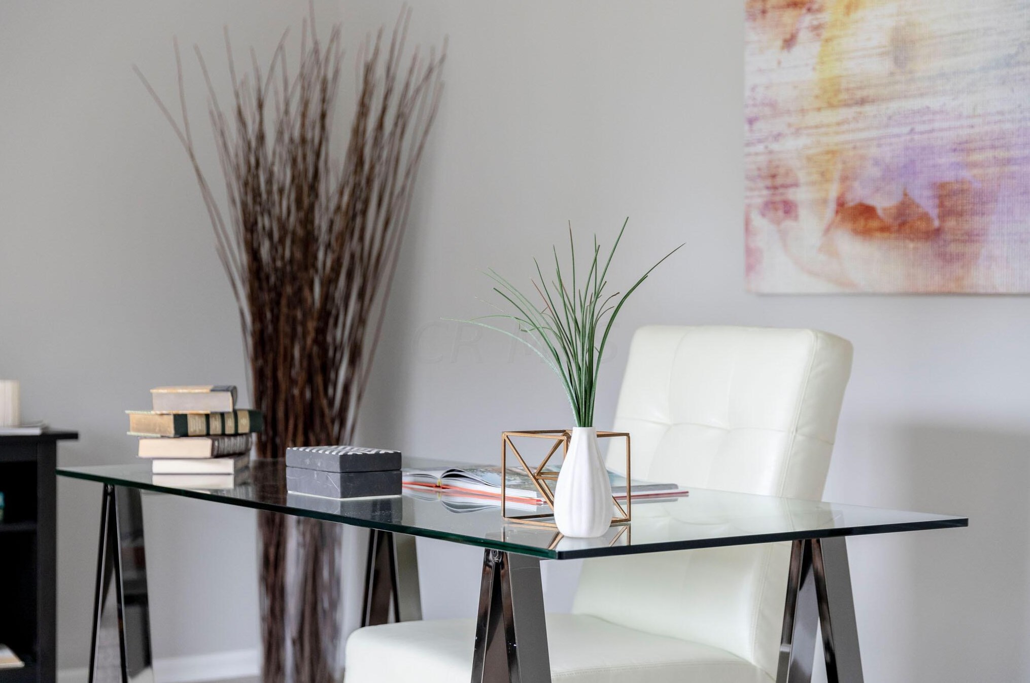 1431 Linbrook Ct, Columbus OH  43235-5132 exterior