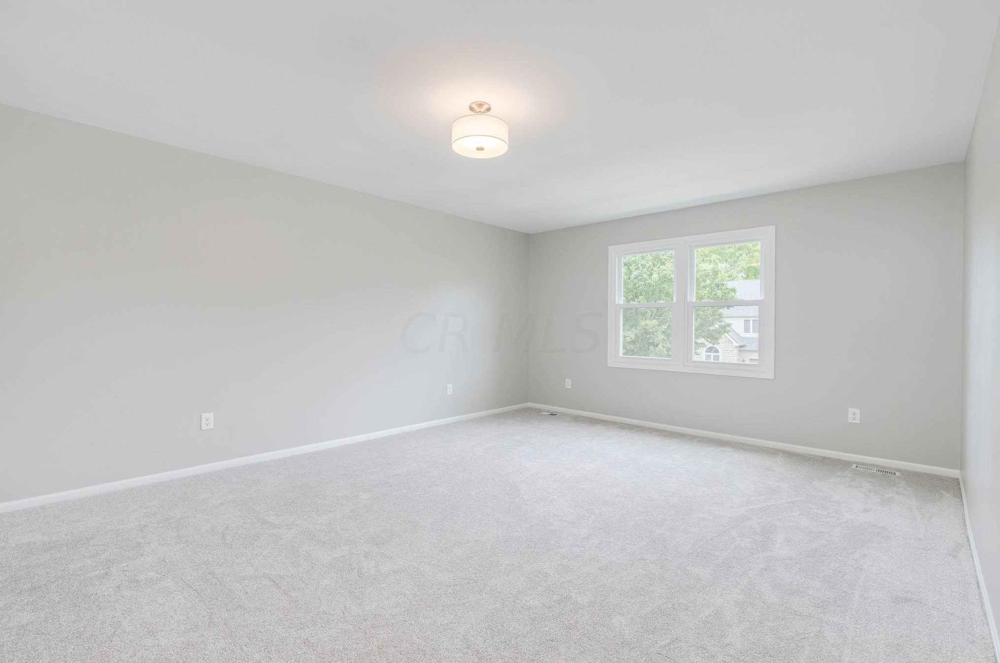 1431 Linbrook Ct, Columbus OH  43235-5132 exterior