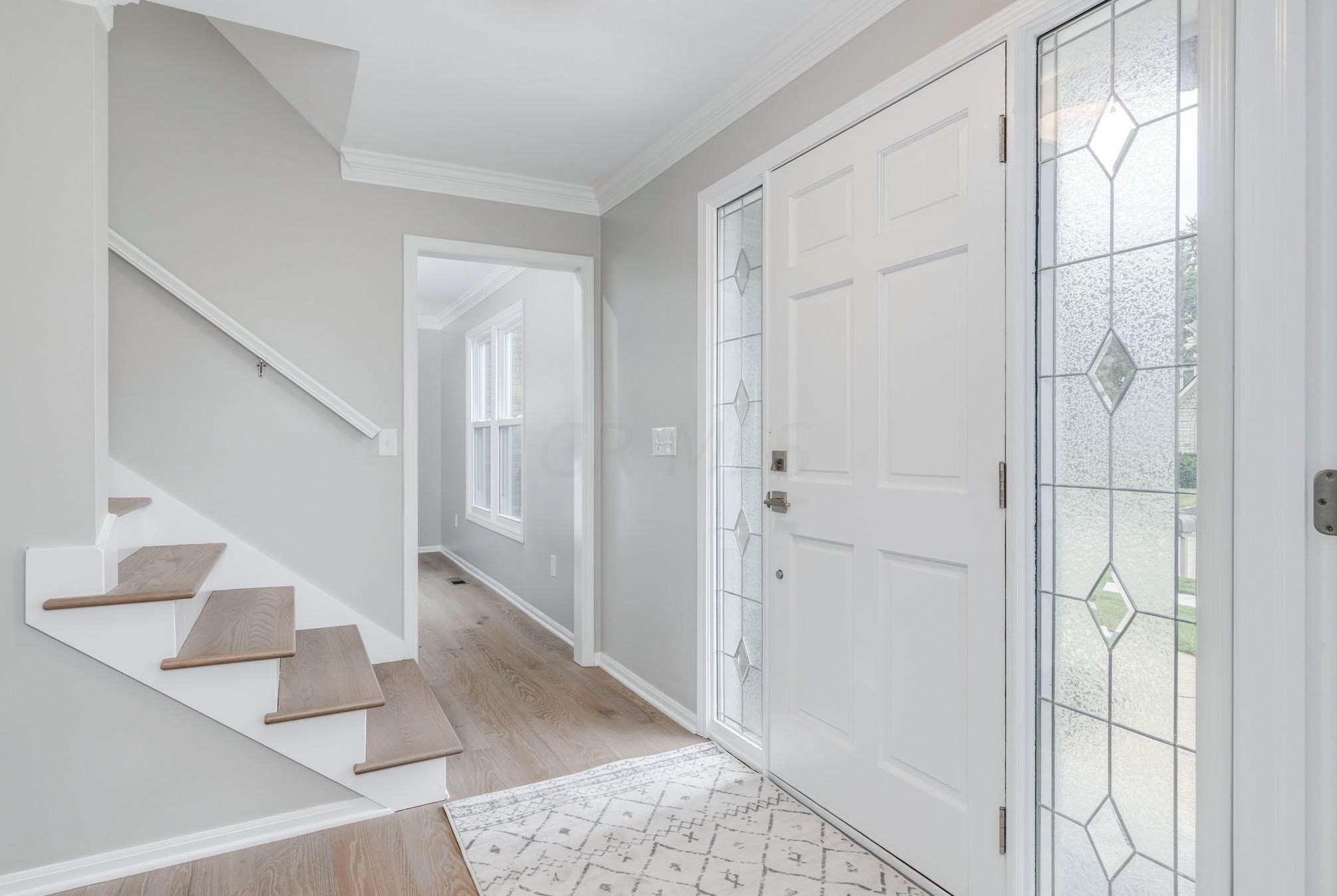 1431 Linbrook Ct, Columbus OH  43235-5132 exterior