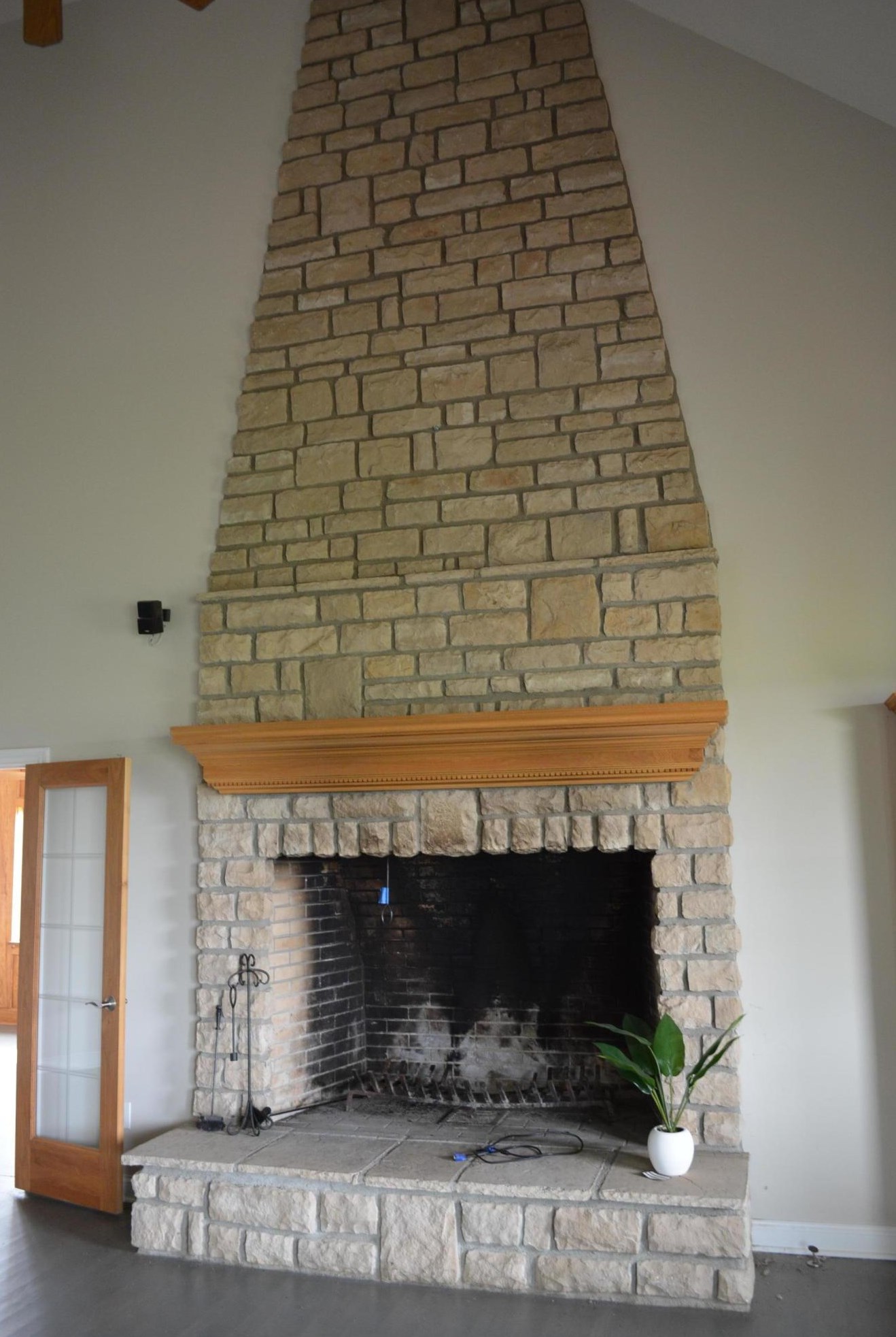 14825 Maple Ridge Rd, Milford Center OH  43045-9779 exterior
