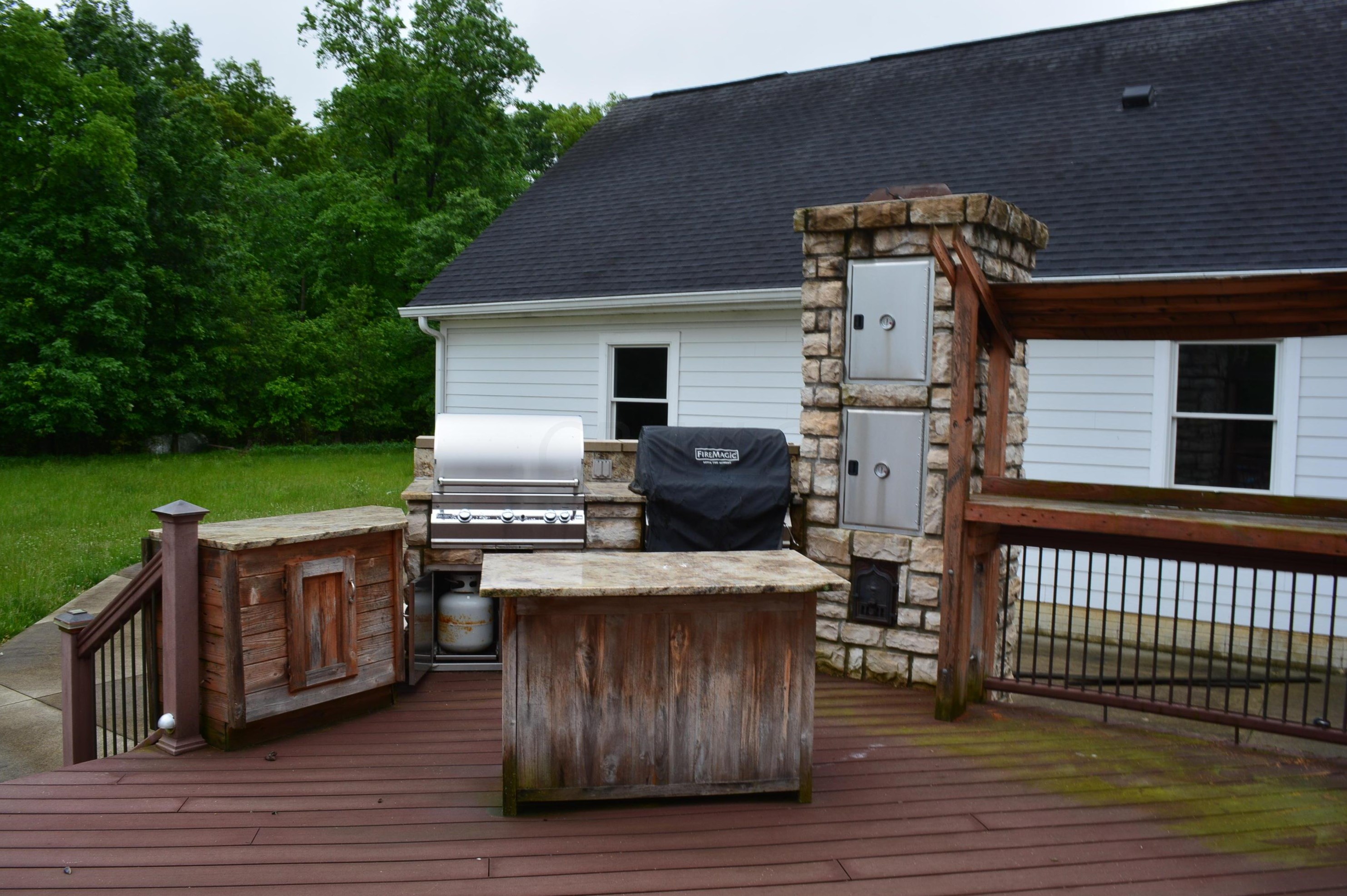 14825 Maple Ridge Rd, Milford Center OH  43045-9779 exterior