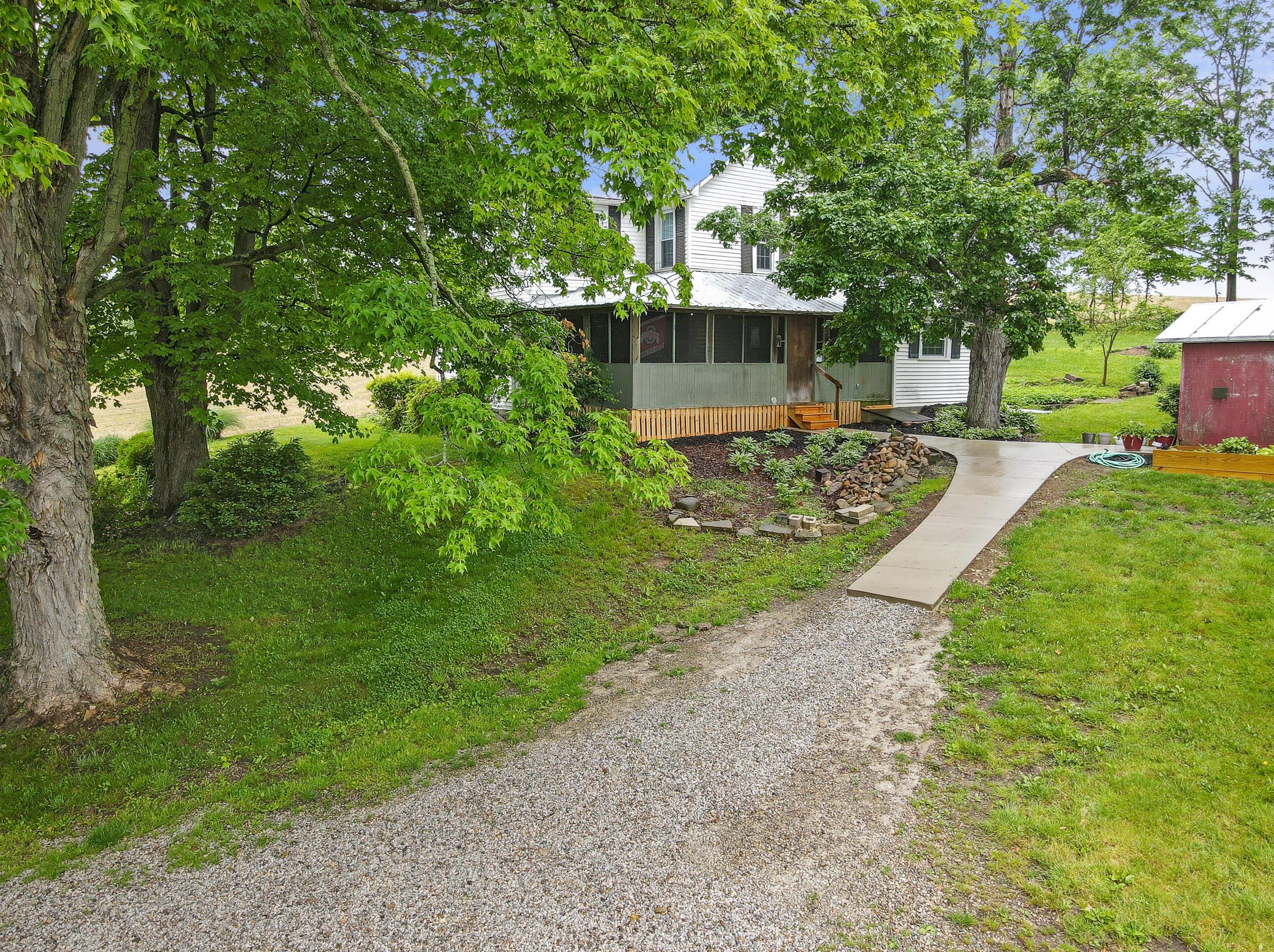 11479 Armentrout Rd, Fredricktwn OH  43019-9703 exterior