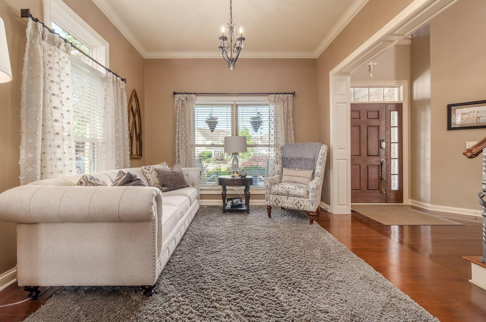 210 Cherokee Ct, Pickerington OH  43147-8047 exterior