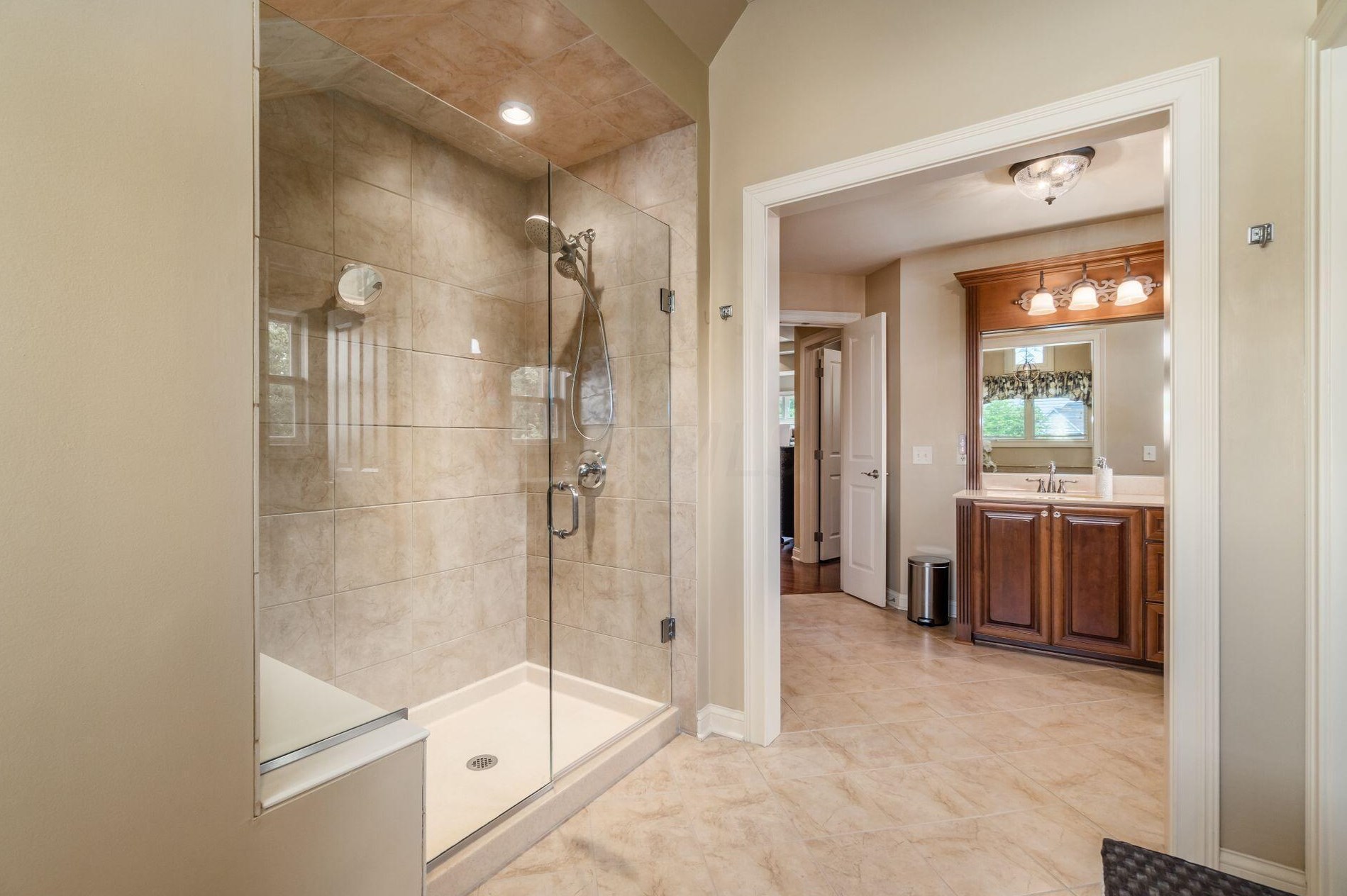 210 Cherokee Ct, Pickerington OH  43147-8047 exterior