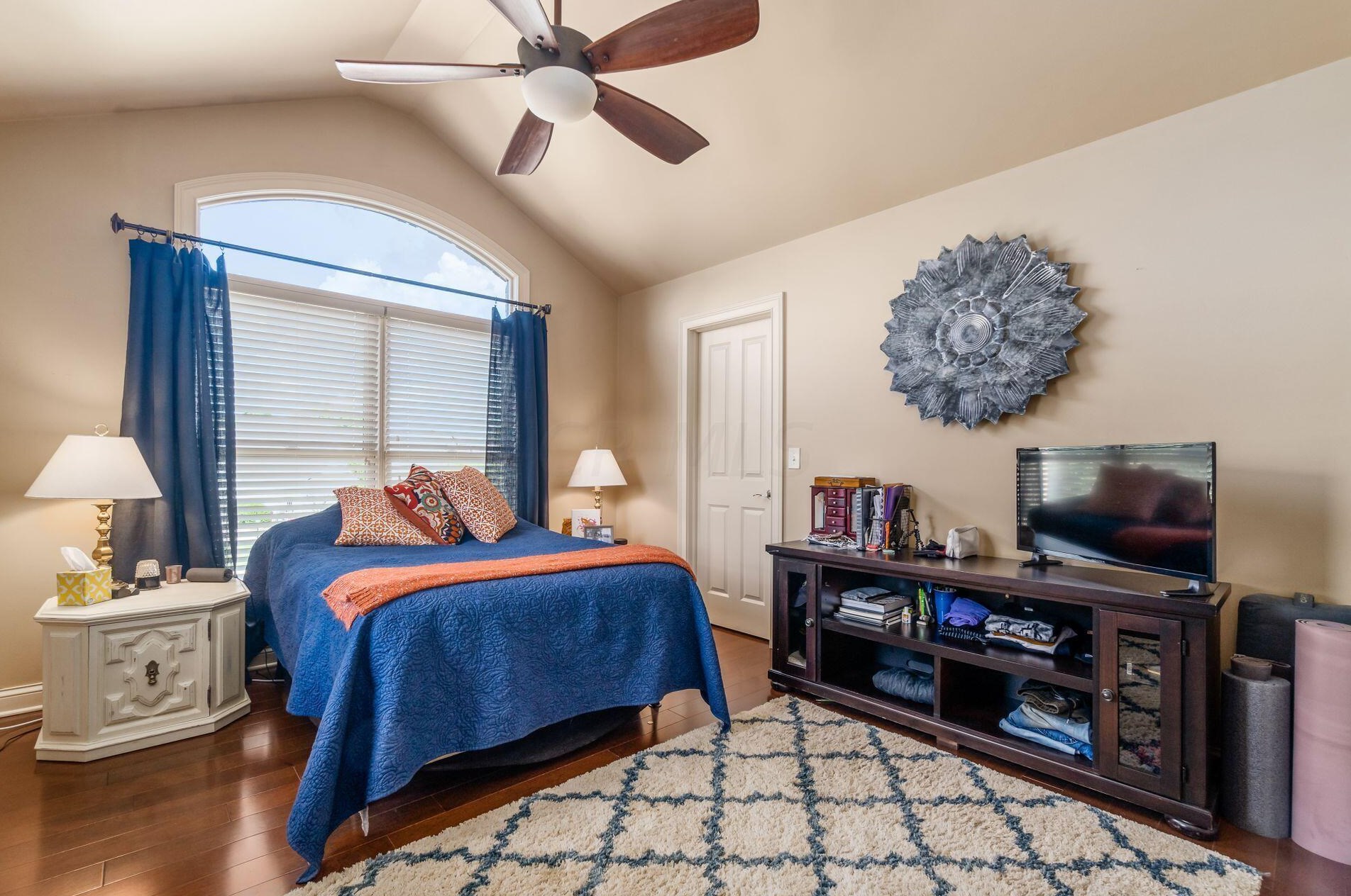 210 Cherokee Ct, Pickerington OH  43147-8047 exterior