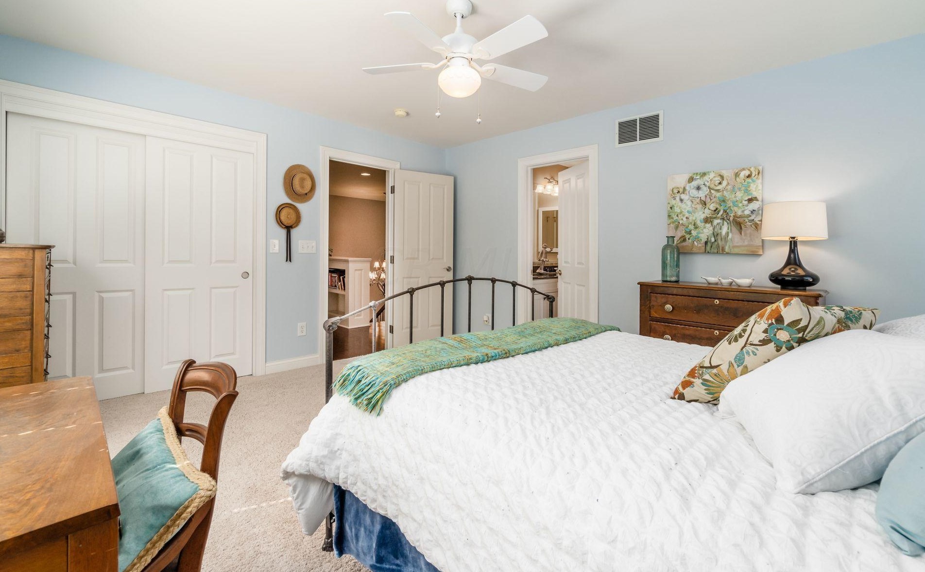 210 Cherokee Ct, Pickerington OH  43147-8047 exterior