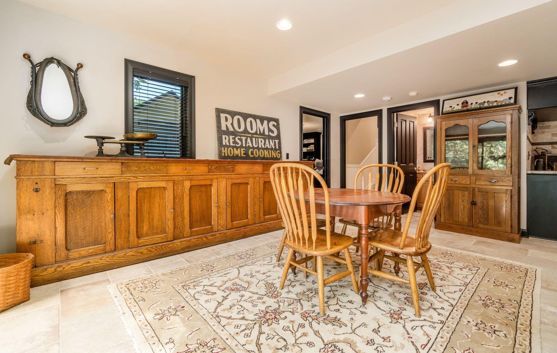 210 Cherokee Ct, Pickerington OH  43147-8047 exterior