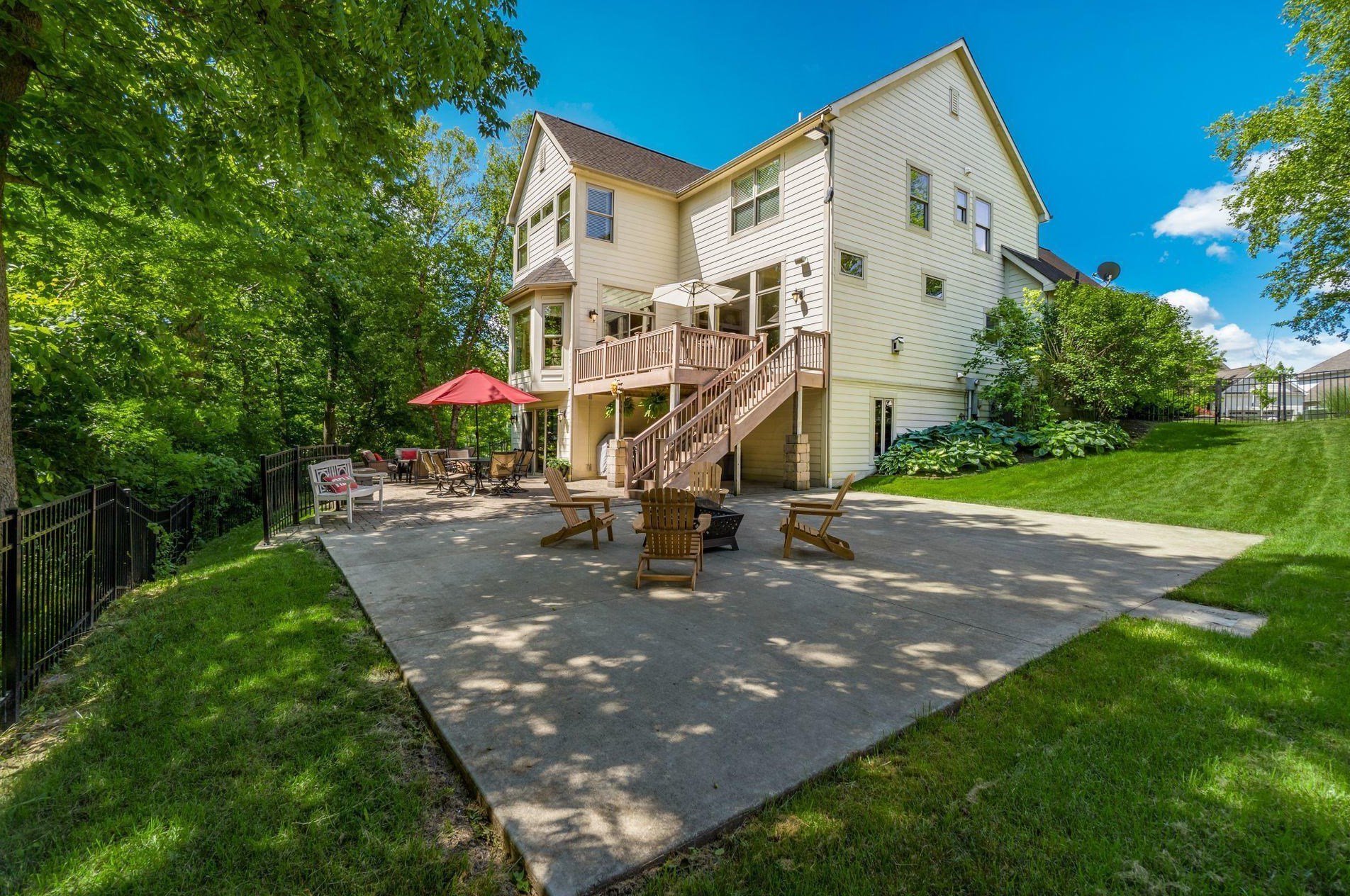 210 Cherokee Ct, Pickerington OH  43147-8047 exterior