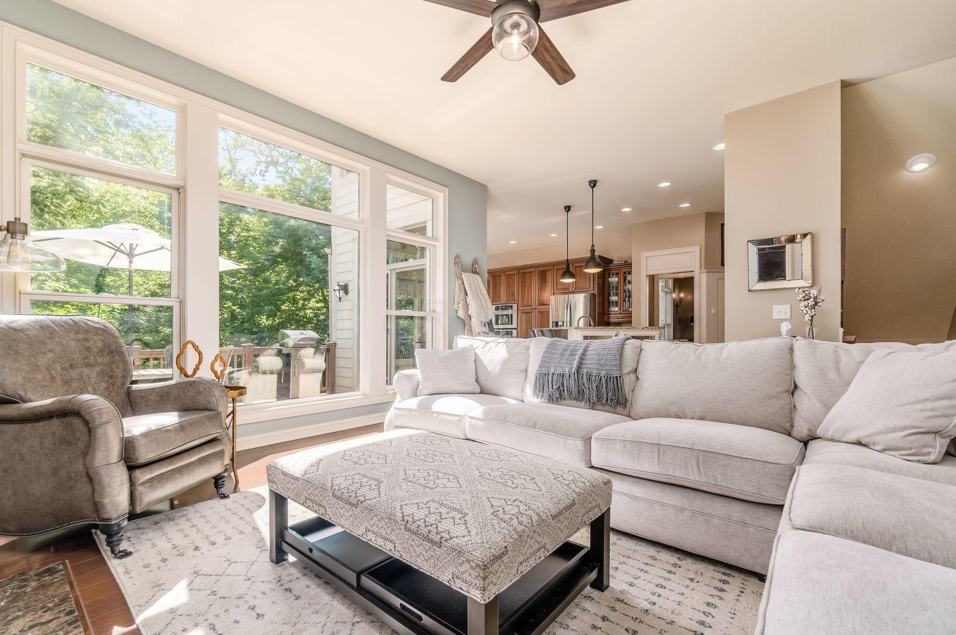 210 Cherokee Ct, Pickerington OH  43147-8047 exterior