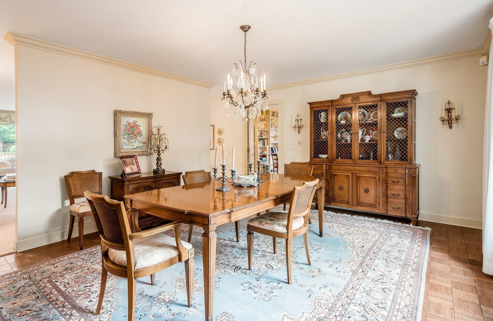 5696 Bastille Pl, Columbus OH 43213-4404 exterior