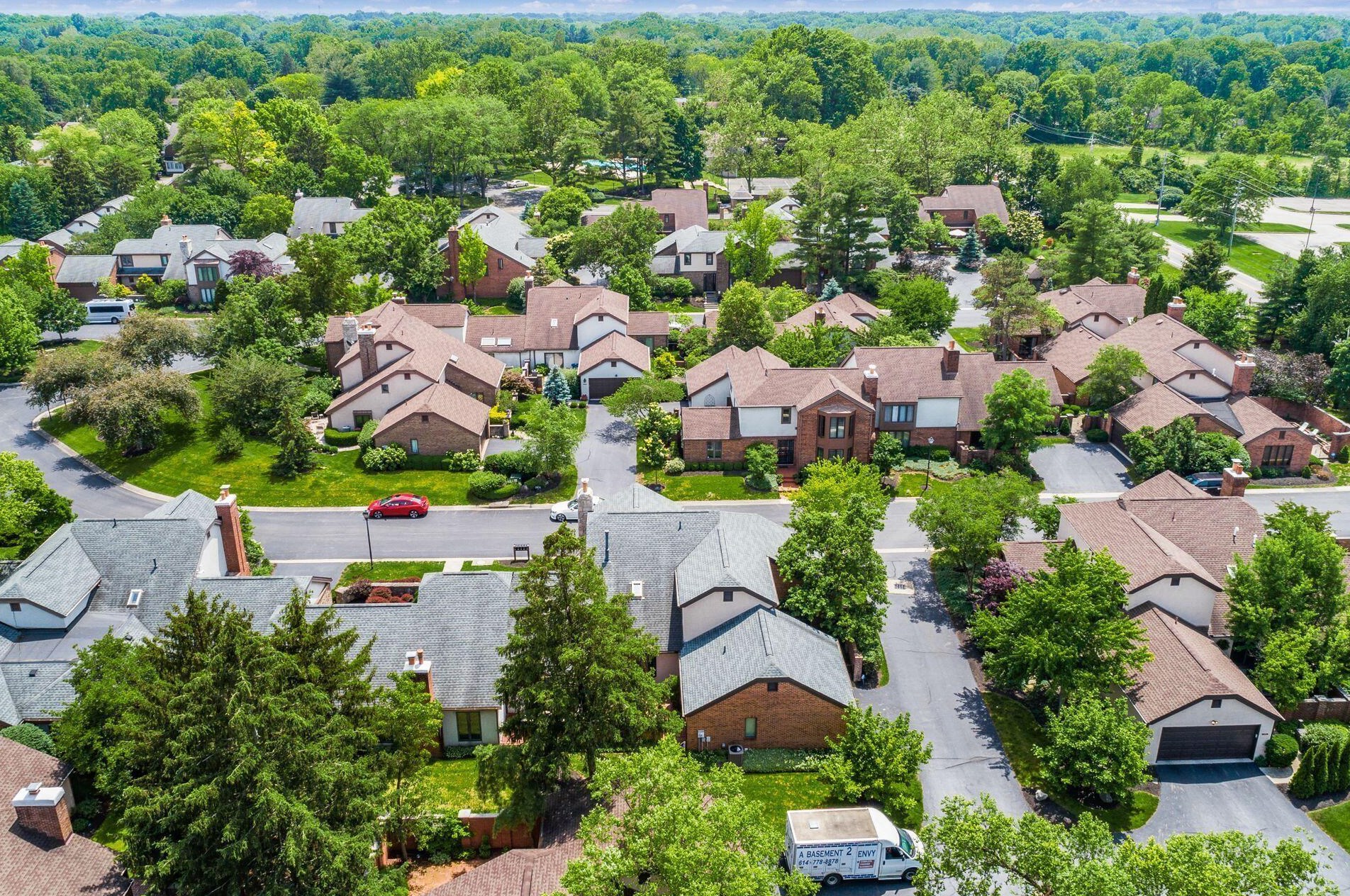 5696 Bastille Pl, Columbus OH 43213-4404 exterior