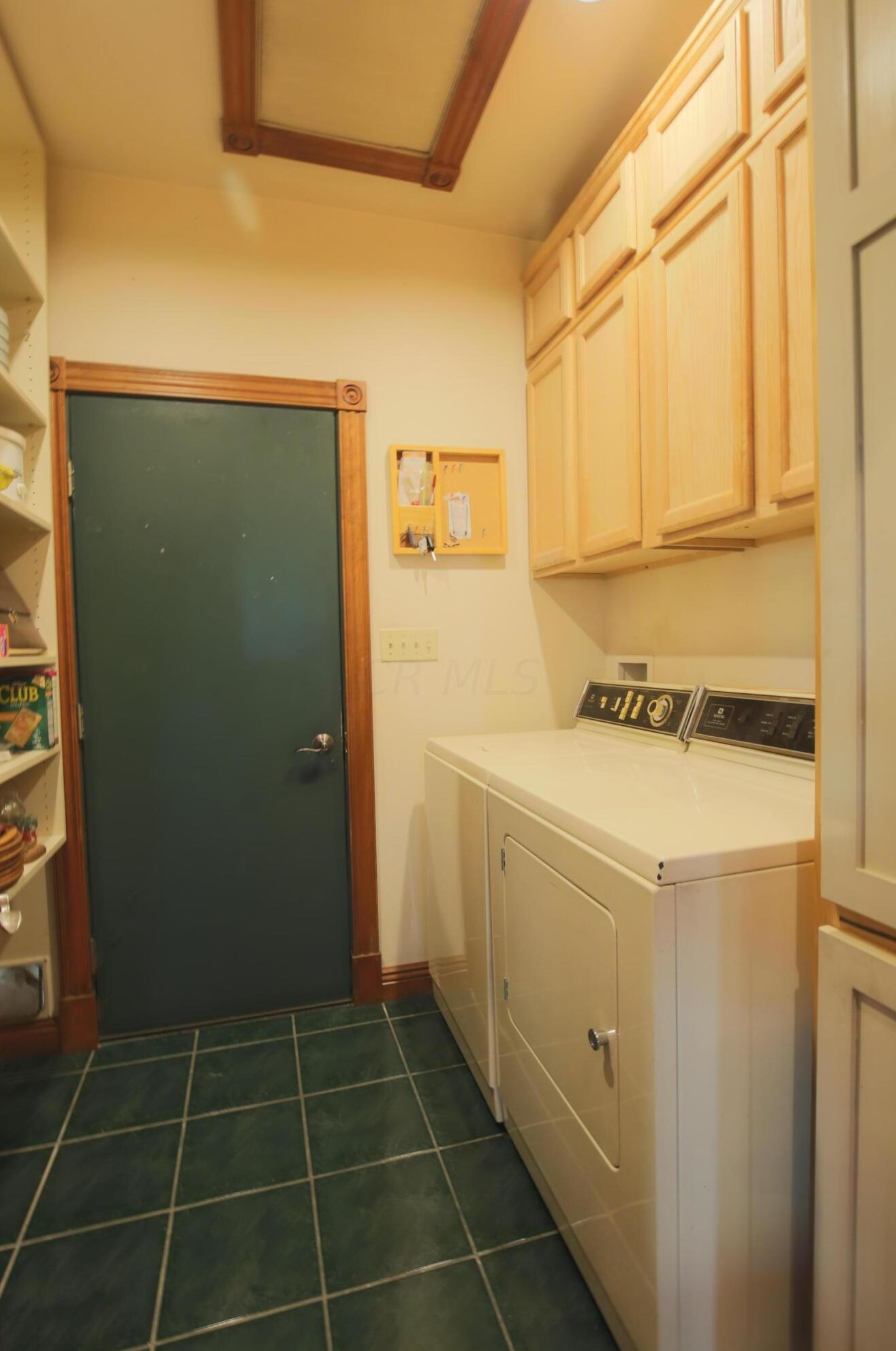 3081 Greenlawn Ave, Millersport OH  43046-9739 exterior